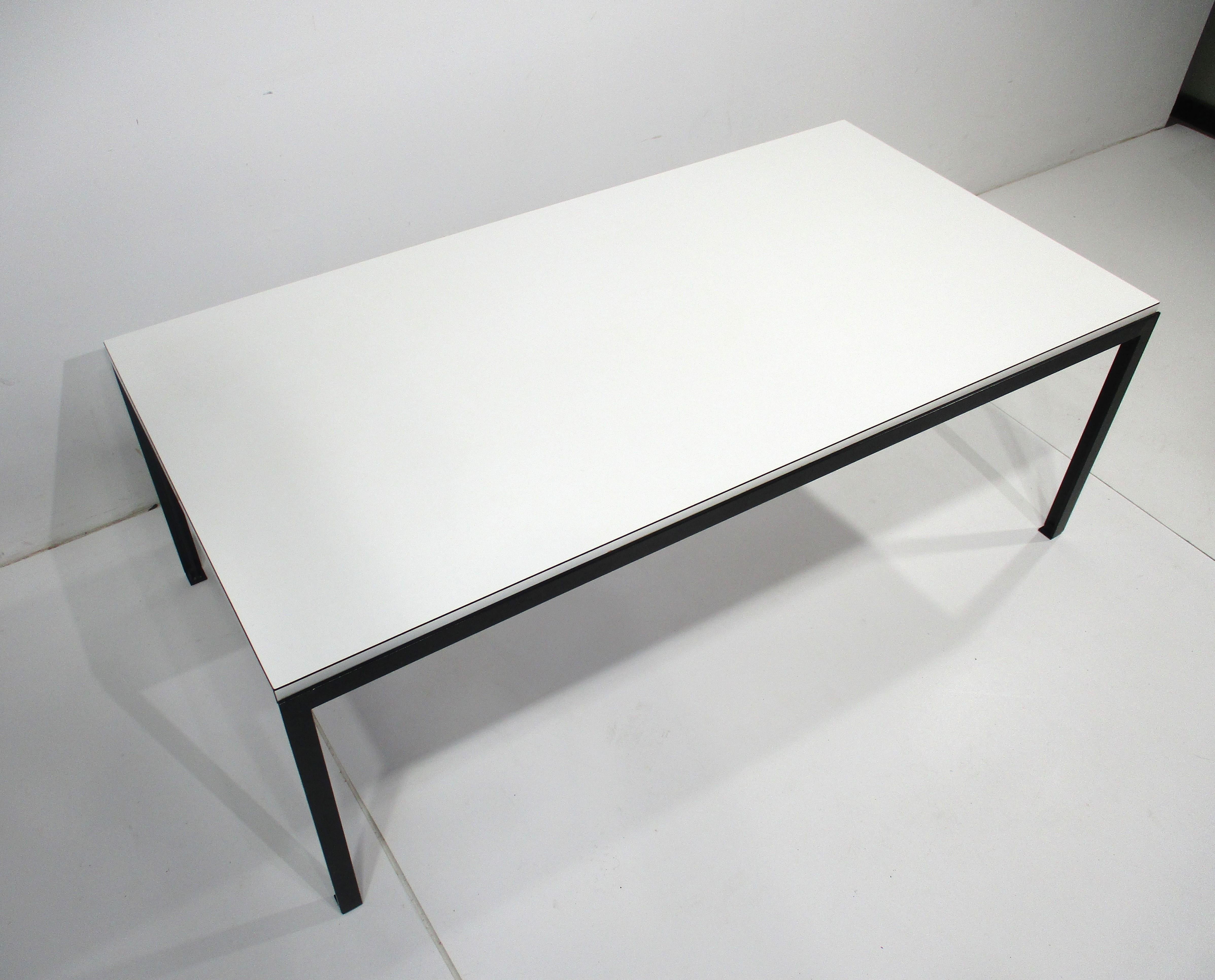 T Angle Steel Coffee Table by Florence Knoll for Knoll   2