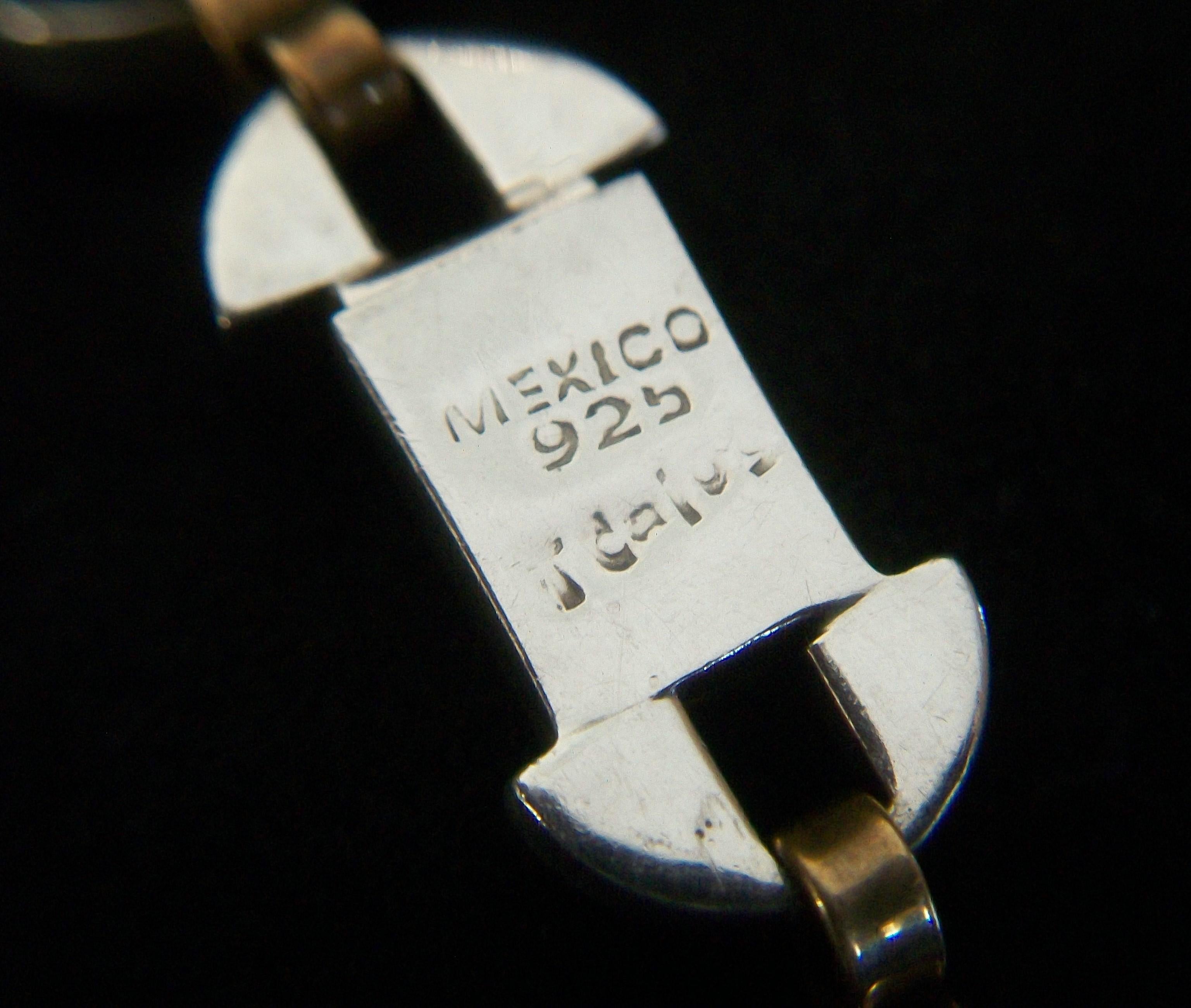 T. Calos, Mid-Century Sterling Silver & Copper Bracelet, Mexico, Circa 1960s For Sale 5