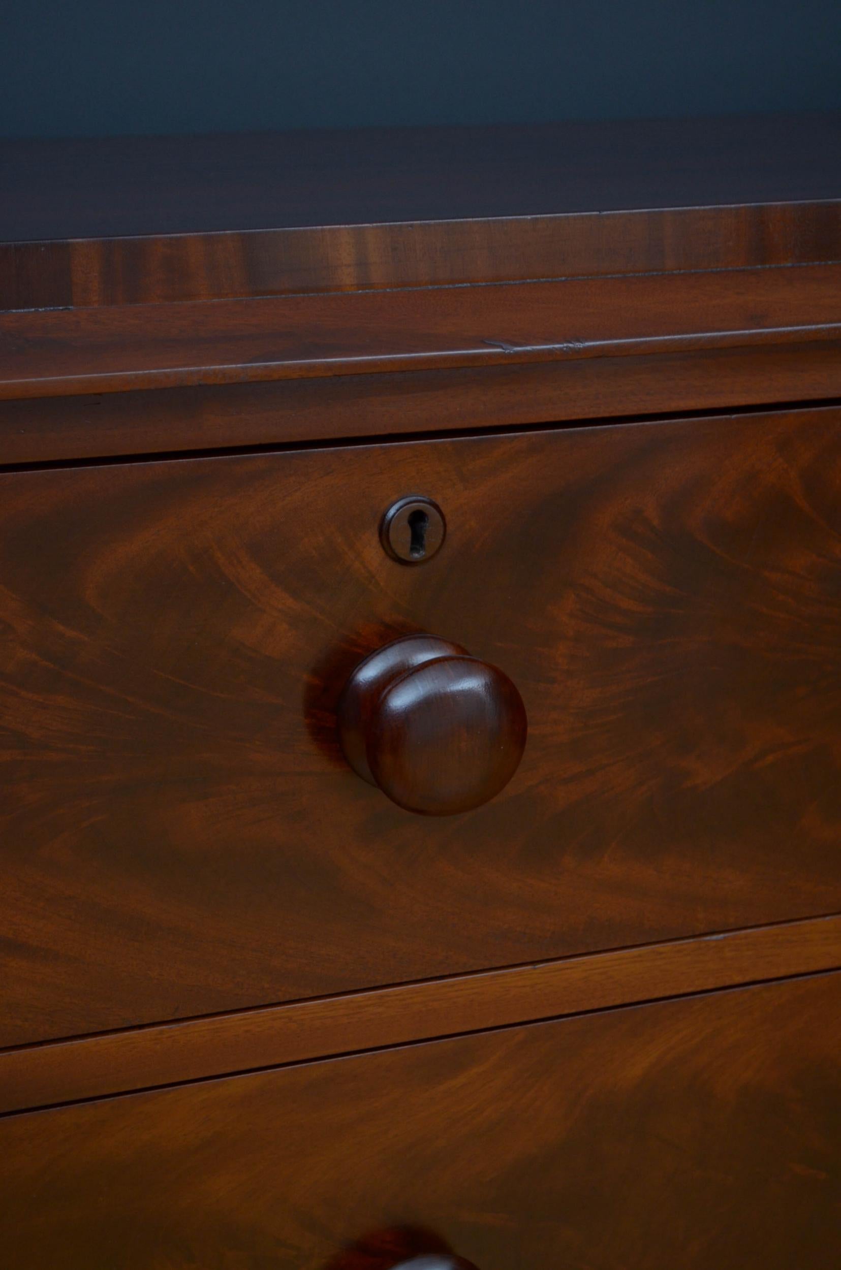 T. Clear Victorian Mahogany Chest of Drawers 3