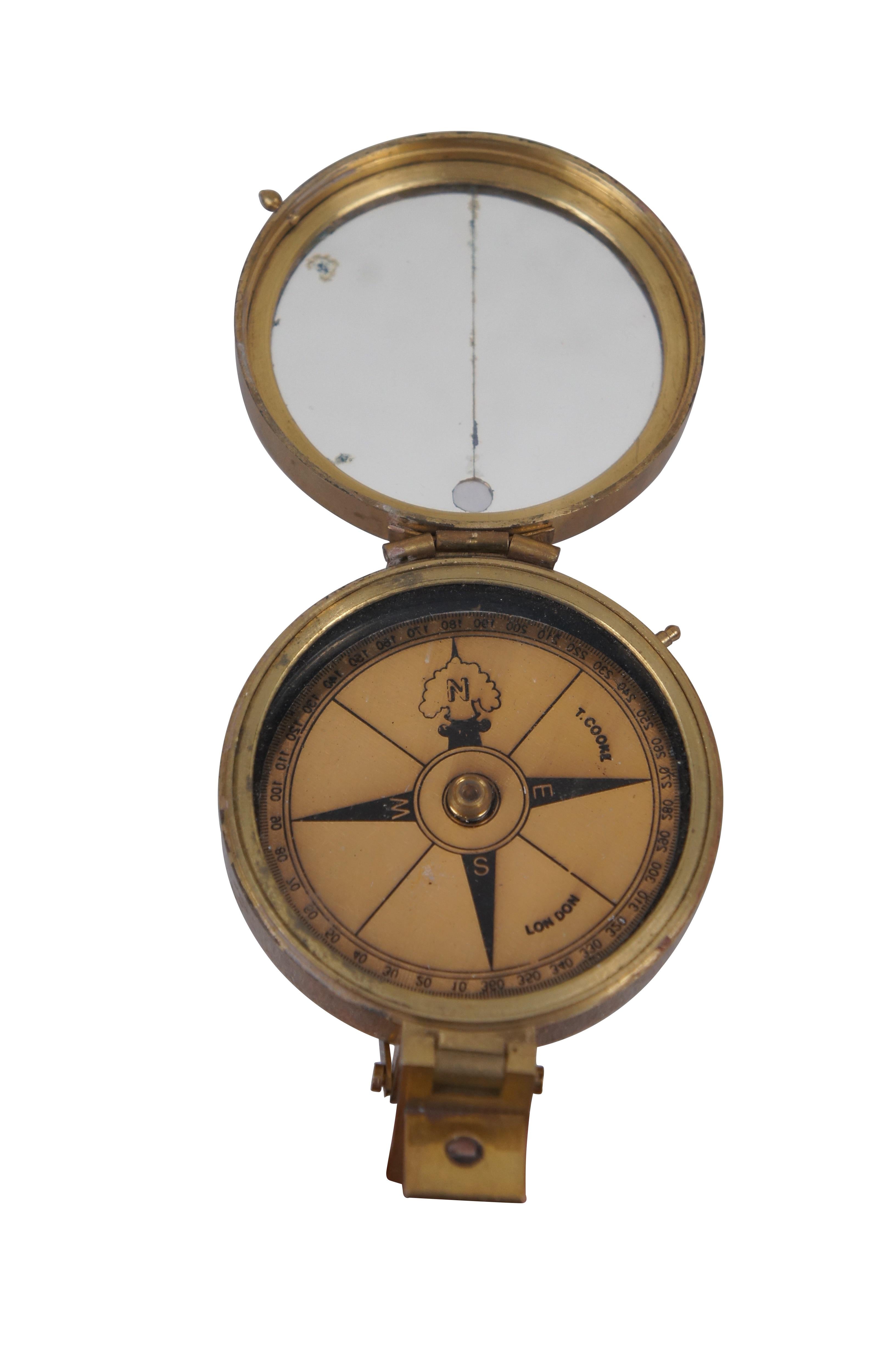 T. Cooke London Messing prismatische nautische Navigation Kompass mit Stand  im Zustand „Gut“ im Angebot in Dayton, OH