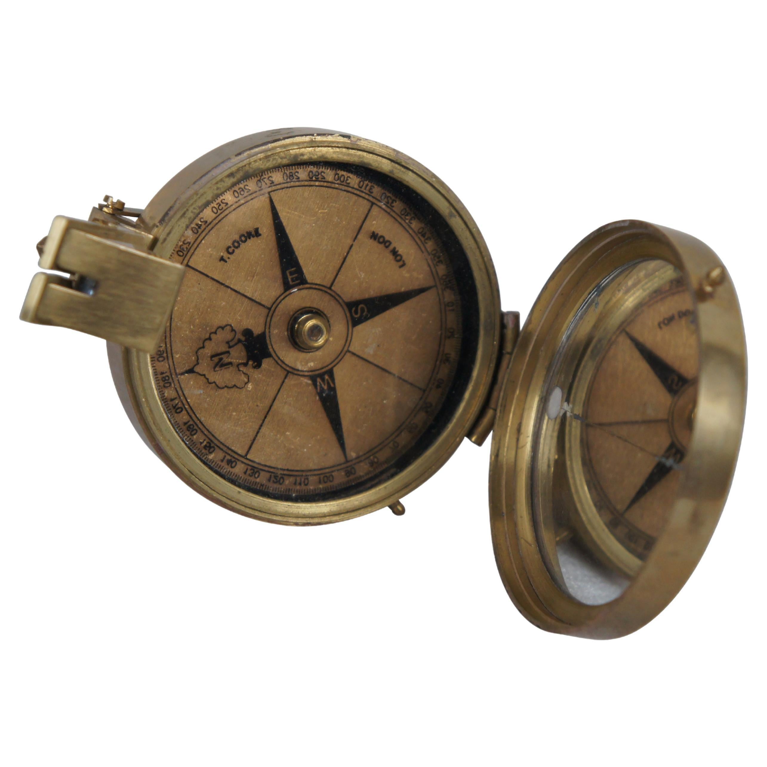 T. Cooke London Brass Prismatic Nautical Navigation Compass with Stand  en vente