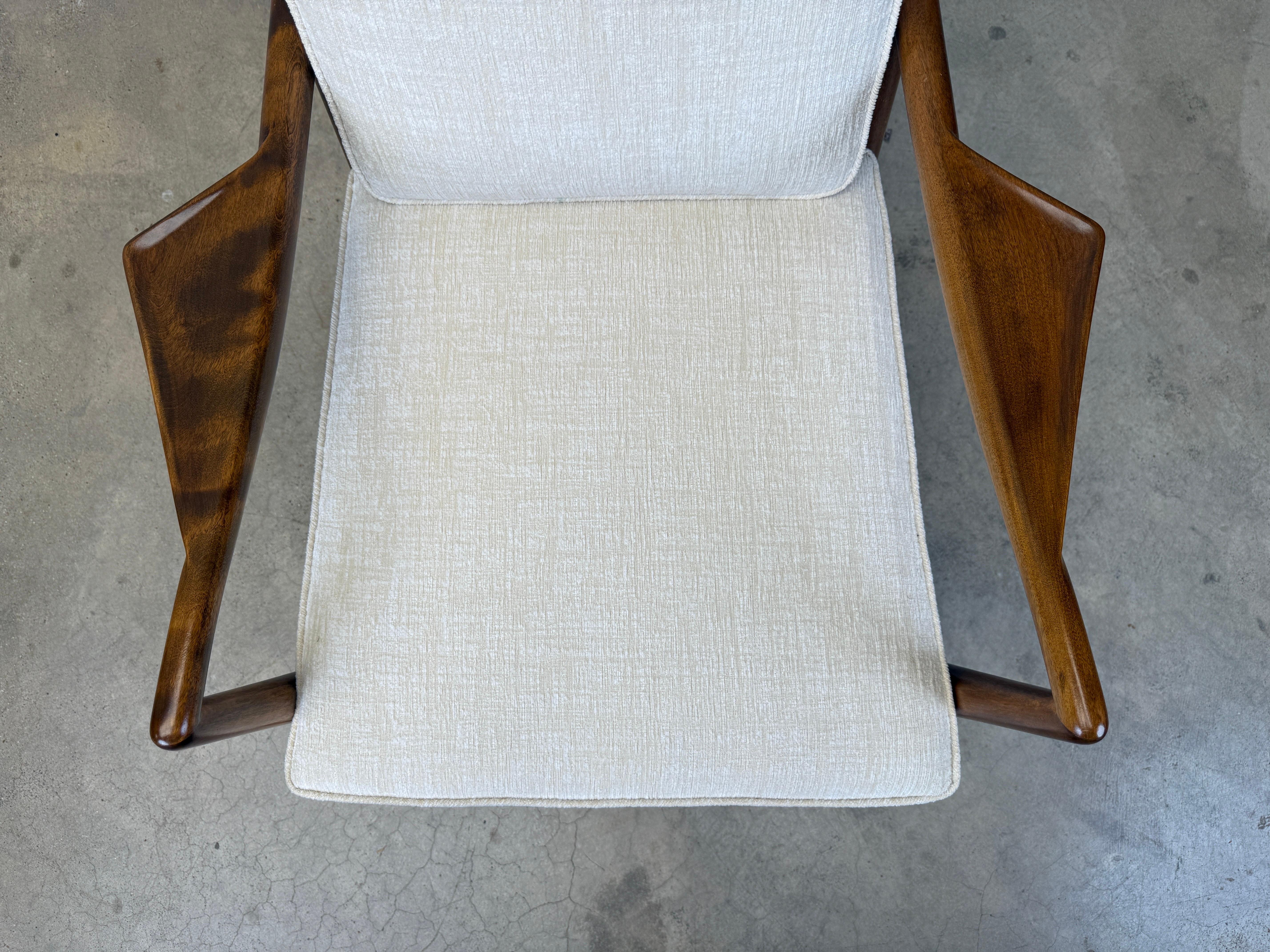 T. H. Robsjohn-Gibbings #1705 Lounge Chair for Widdicomb en venta 1