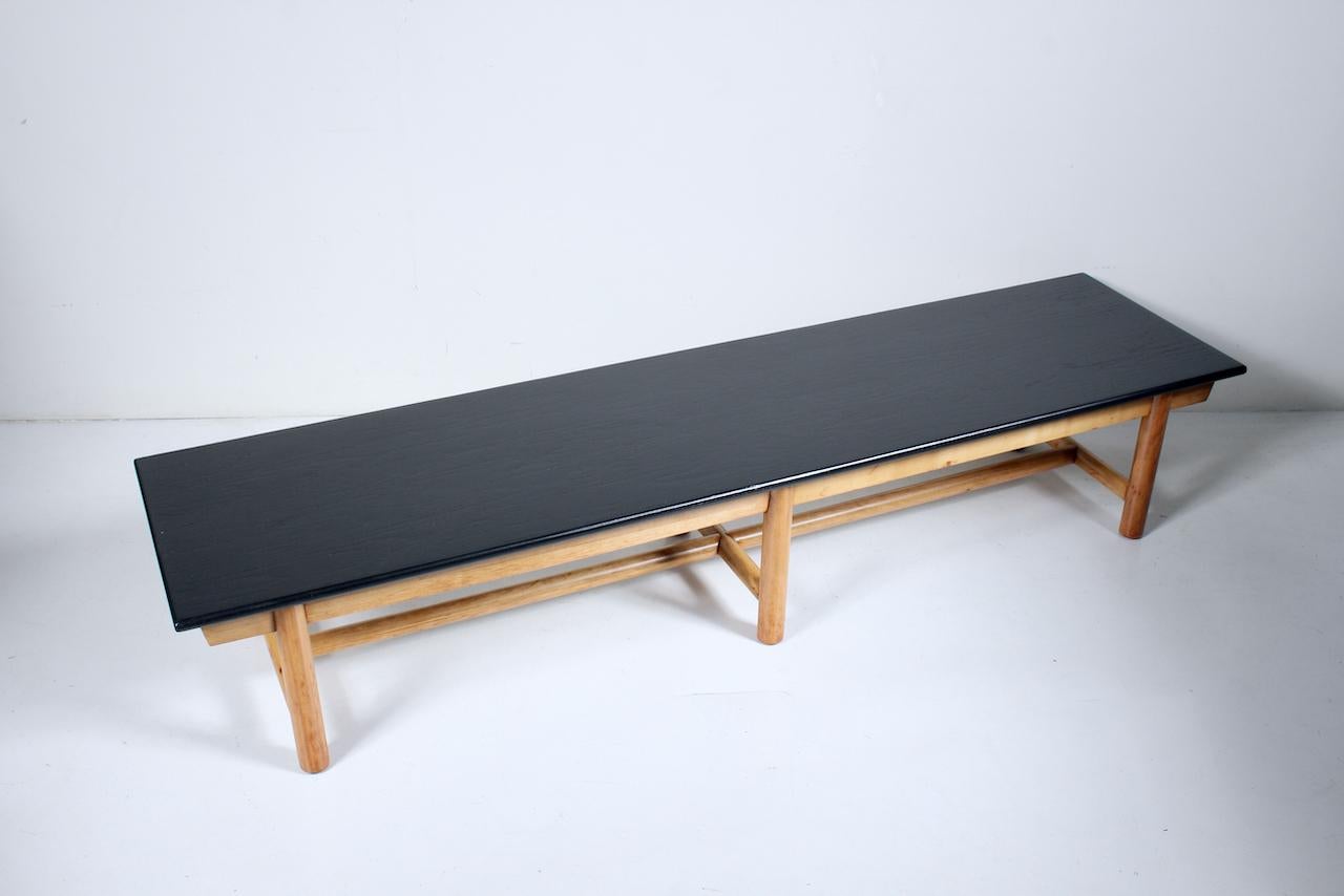Table basse de style T. H. Robsjohn-Gibbings à sept pieds, banc, années 1960 en vente 1