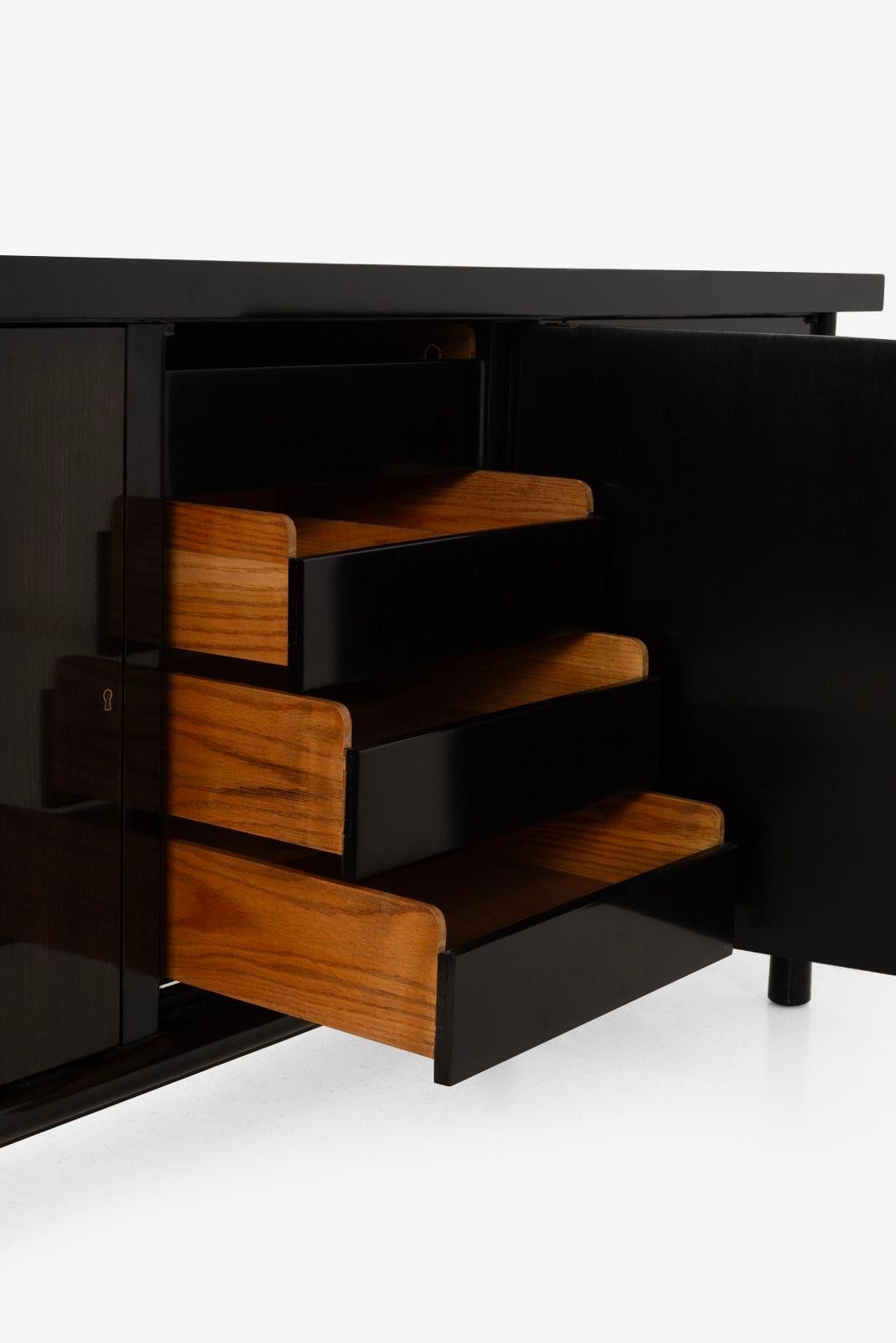 T. H. H. Gibbings Cabinet per Widdicomb, anni '50 in vendita 5