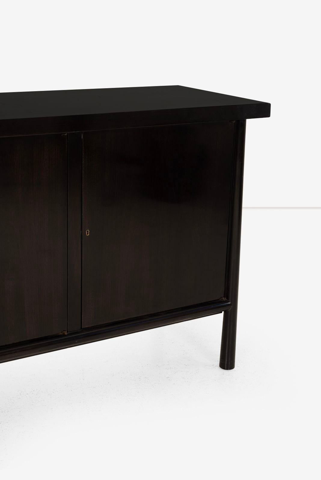 T. H. H. Gibbings Cabinet per Widdicomb, anni '50 in vendita 2