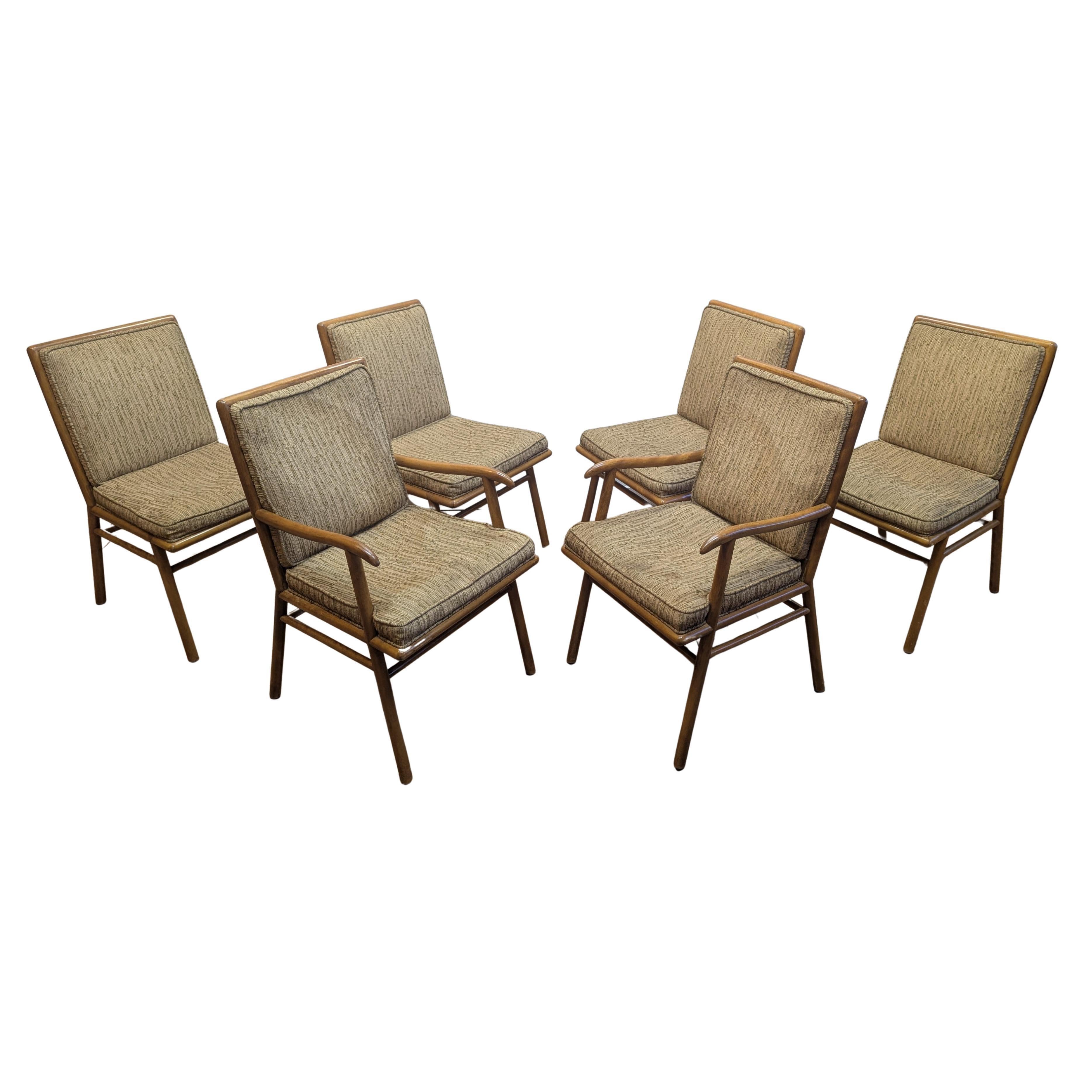 T. H. Robsjohn-Gibbings ha progettato le sedie da pranzo per Widdicomb.  Un bellissimo set di sei sedie da pranzo disegnate da Robsjohn-Gibbings per Widdicomb Furniture Co.   Due poltrone e quattro sedie laterali.  Le sedie sono strutturalmente in