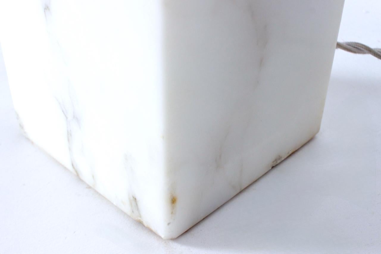 T. H. Robsjohn Gibbings for Hansen Lighting White Block Marble Table Lamp, 1950s For Sale 11
