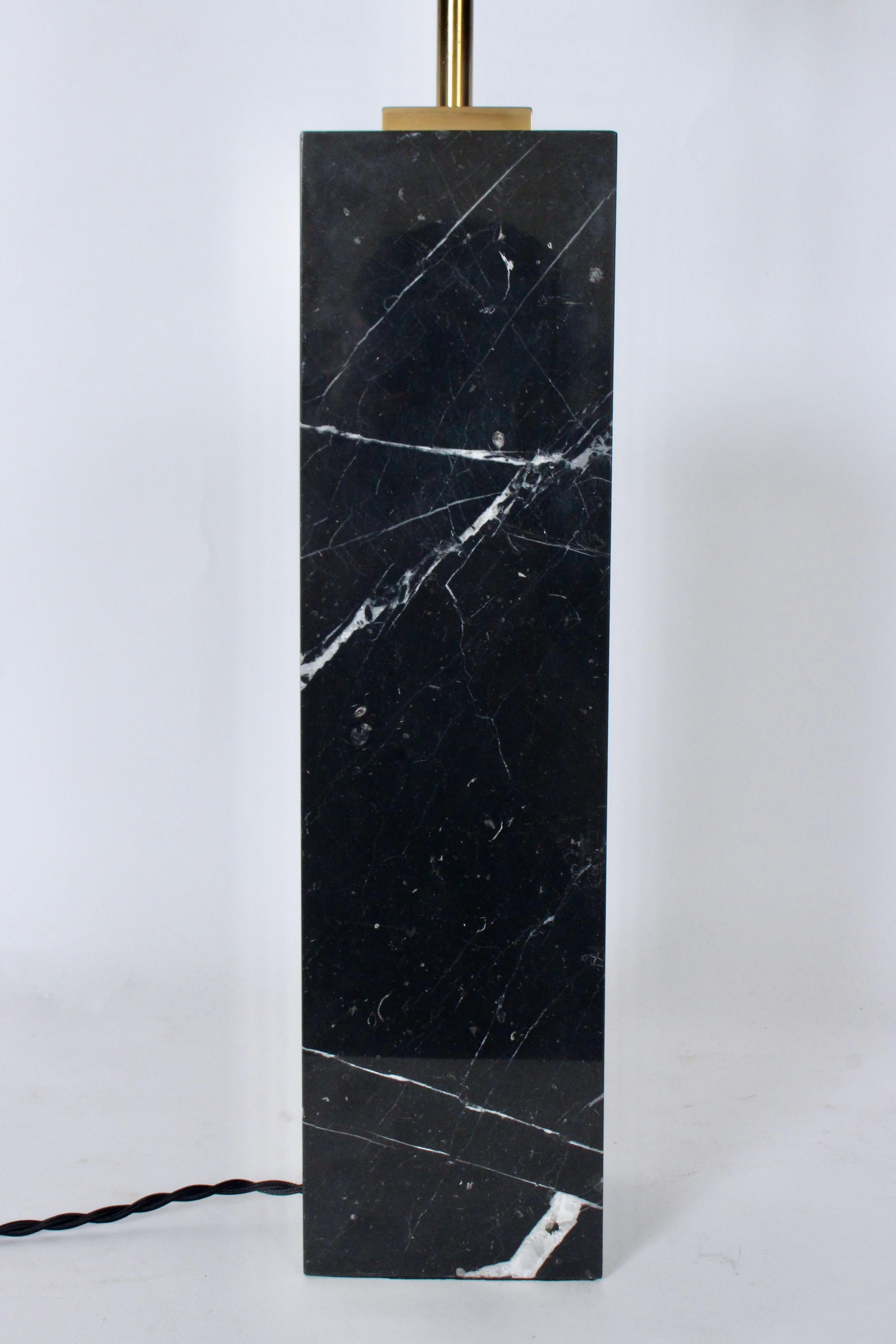 T. H. Robsjohn Gibbings for Hansen White Veined Black Block Marble Table Lamp en vente 5
