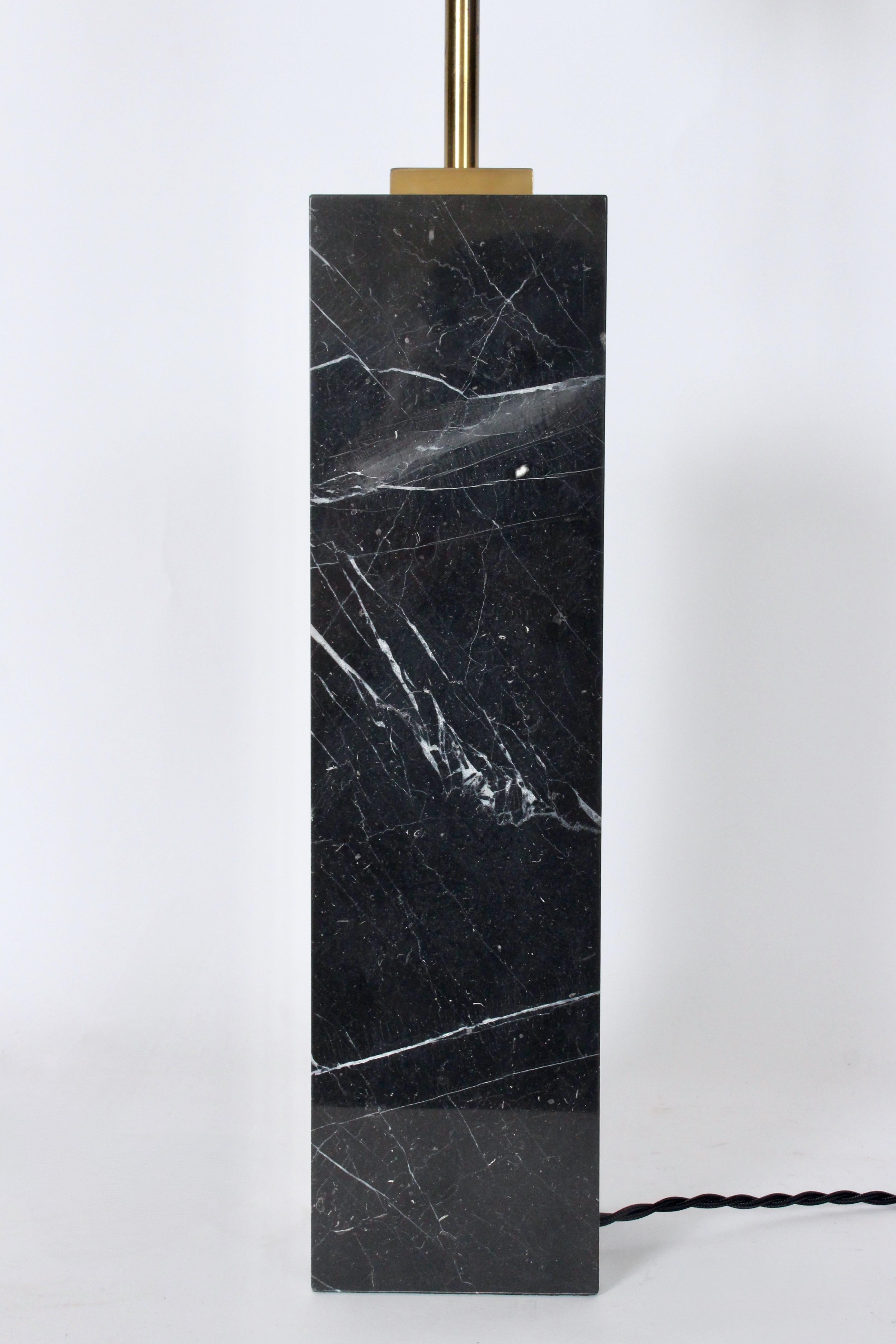 T. H. Robsjohn Gibbings for Hansen White Veined Black Block Marble Table Lamp en vente 7