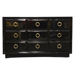 T. H. Robsjohn Gibbings para Widdicomb Arqueta de laca negra con tiradores de latón macizo