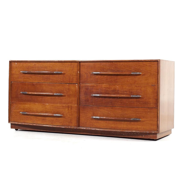 T. H. Robsjohn Gibbings for Widdicomb Mid Century 6 Drawer Lowboy Dresser For Sale at 1stDibs | keith dresser wife, keith dresser age, is keith dresser married T. H. Robsjohn Gibbings for Widdicomb Mid Century 6 Drawer Lowboy Dresser For Sale at 1stDibs | keith dresser wife, keith dresser age, is keith dresser married