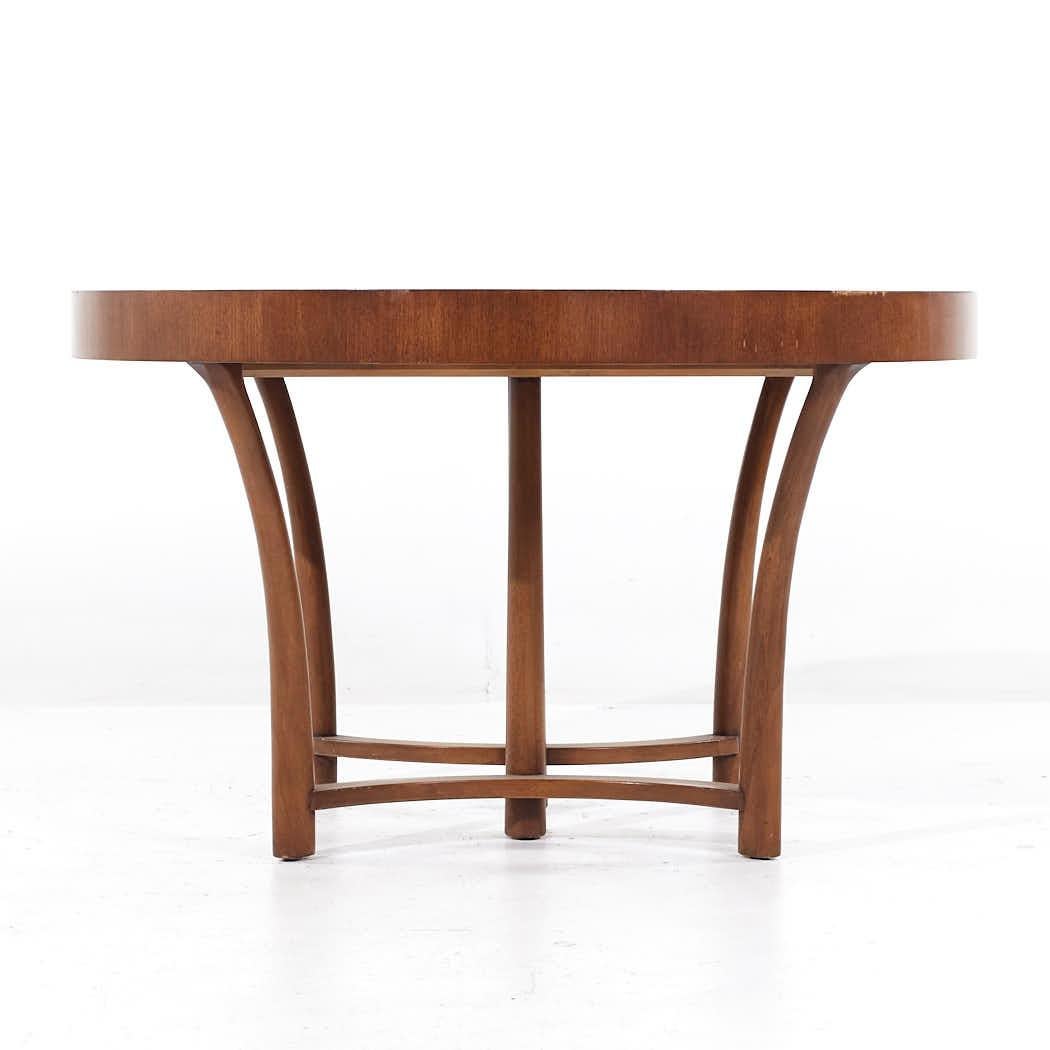 T. H. Robsjohn-Gibbings for Widdicomb Mid Century Walnut Expanding Dining Table  In Good Condition For Sale In Countryside, IL