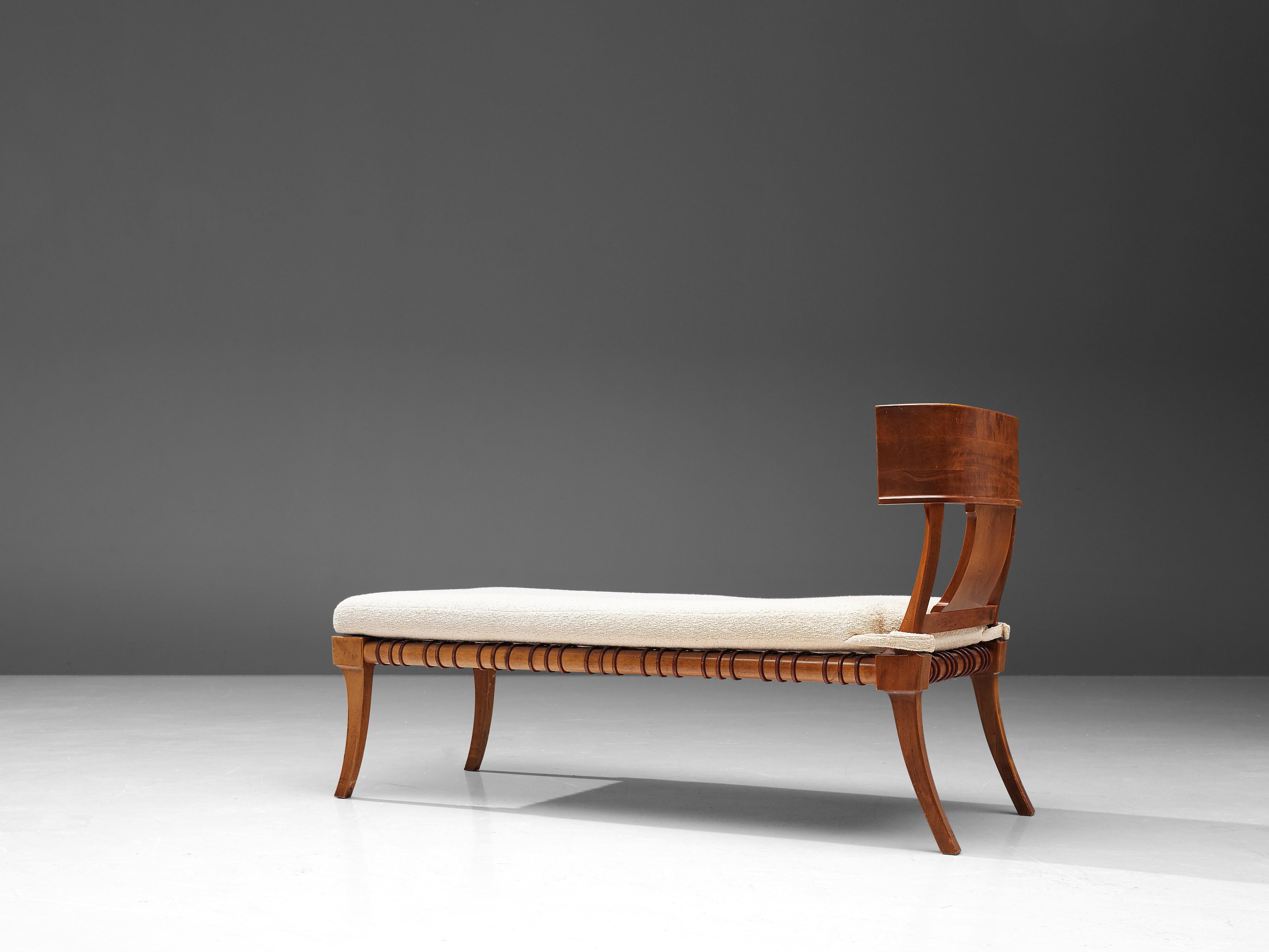 American T. H. Robsjohn-Gibbings Restored 'Klini' Chaise Lounge in Walnut and Leather
