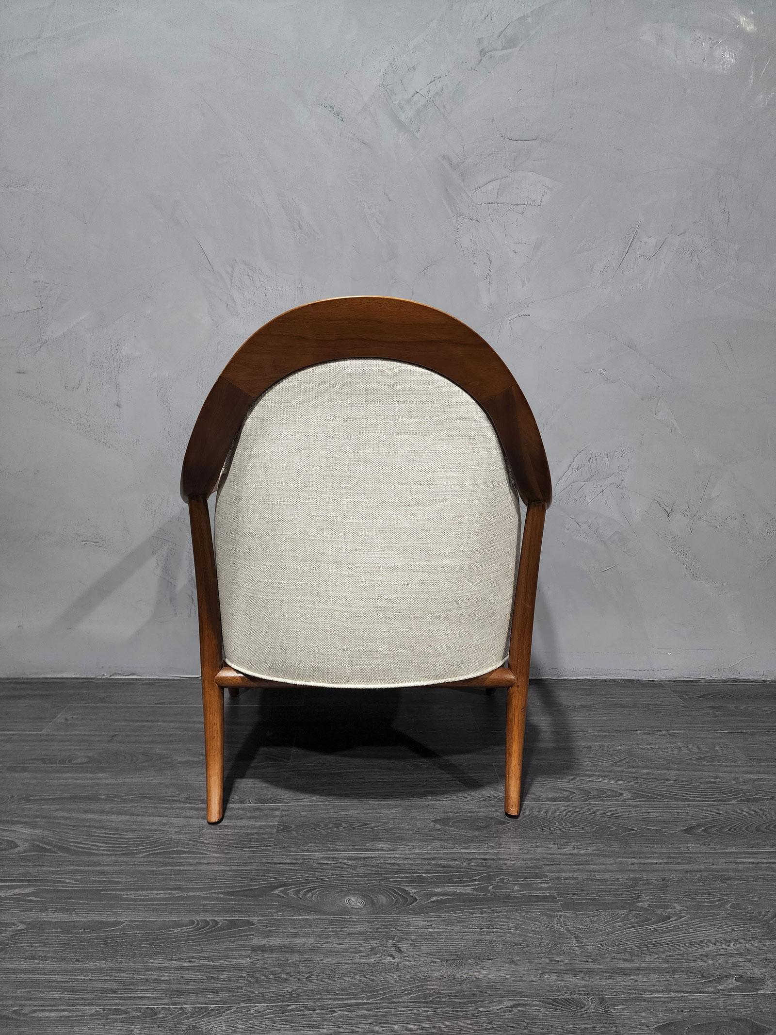 Mid-Century Modern T. H. Robsjohn-Gibbings Saber Leg Lounge Chair in New Upholstery