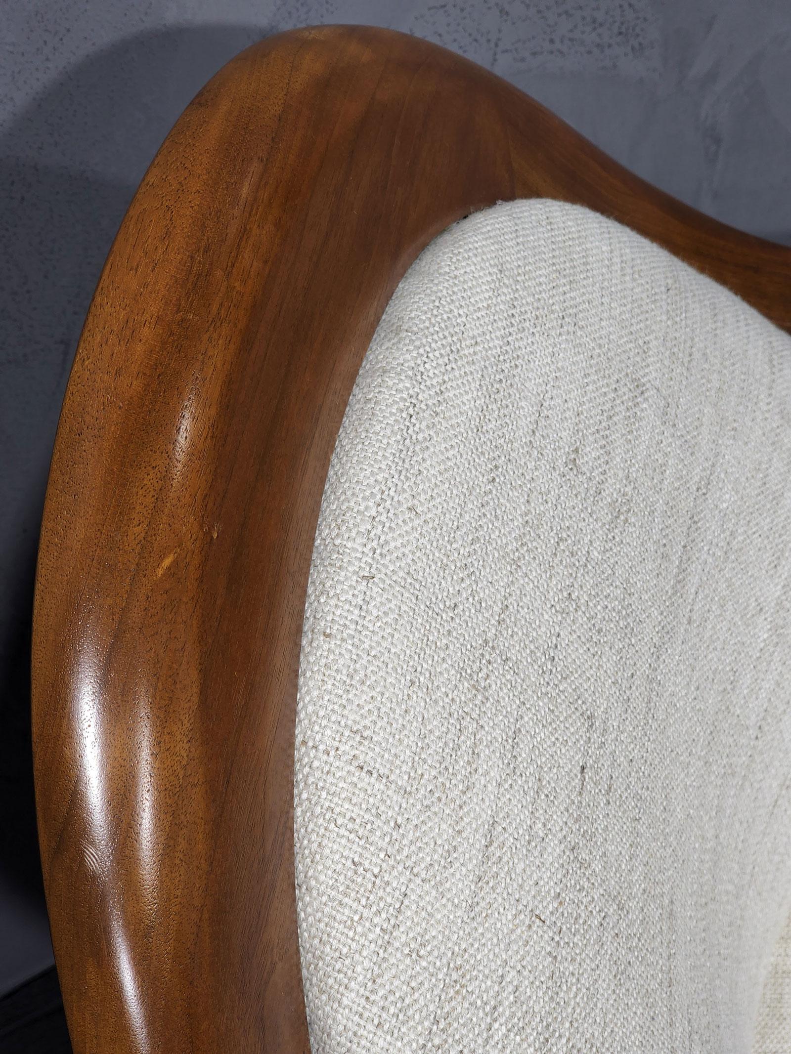 T. H. Robsjohn-Gibbings Saber Leg Lounge Chair in New Upholstery In Good Condition In Dallas, TX