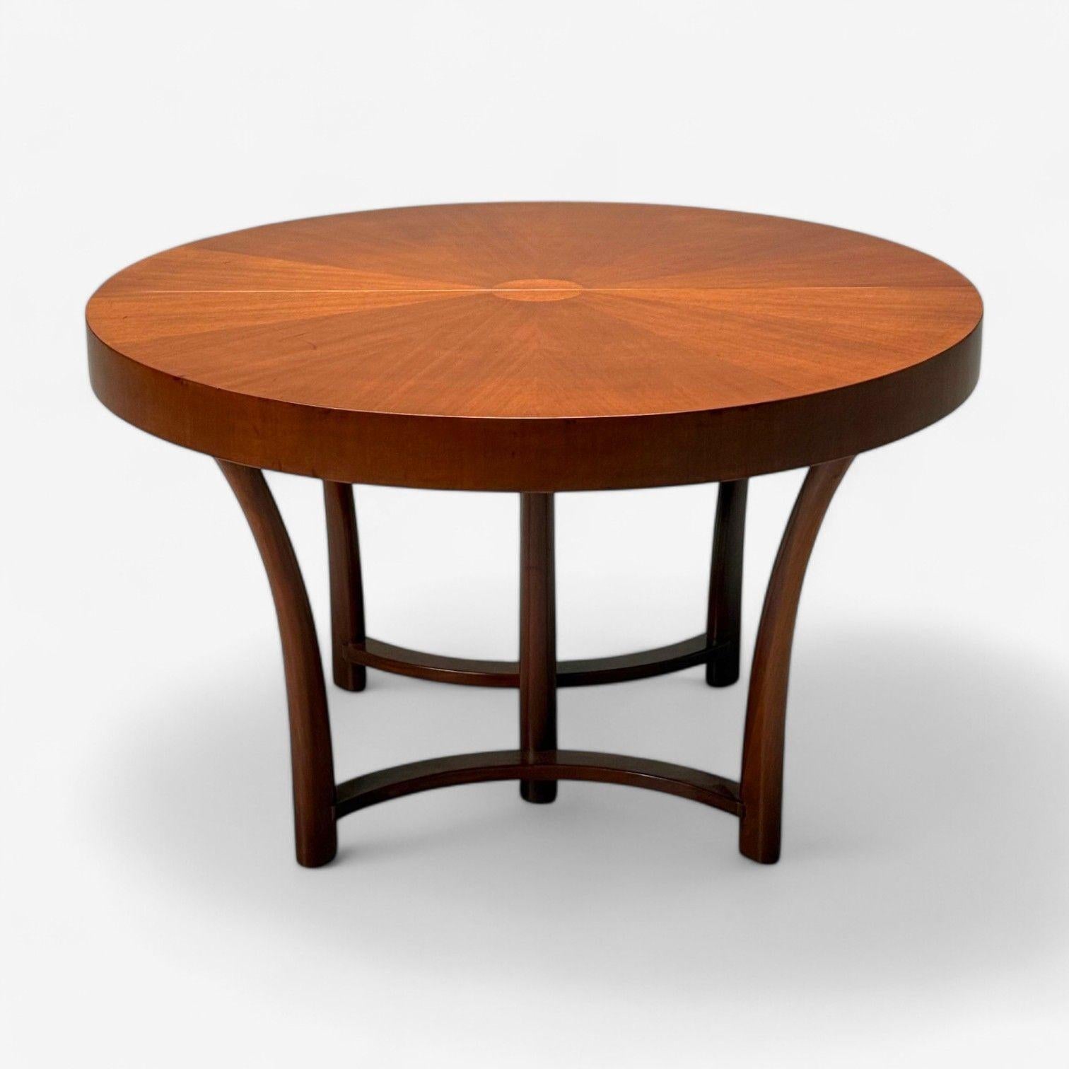 Américain T. H. Robsjohn-Gibbings, Widdicomb, table à manger extensible, noyer, États-Unis, années 1960 en vente