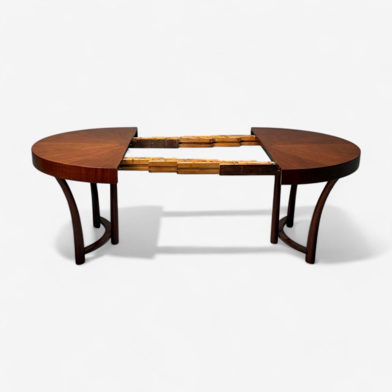 20ième siècle T. H. Robsjohn-Gibbings, Widdicomb, table à manger extensible, noyer, États-Unis, années 1960 en vente