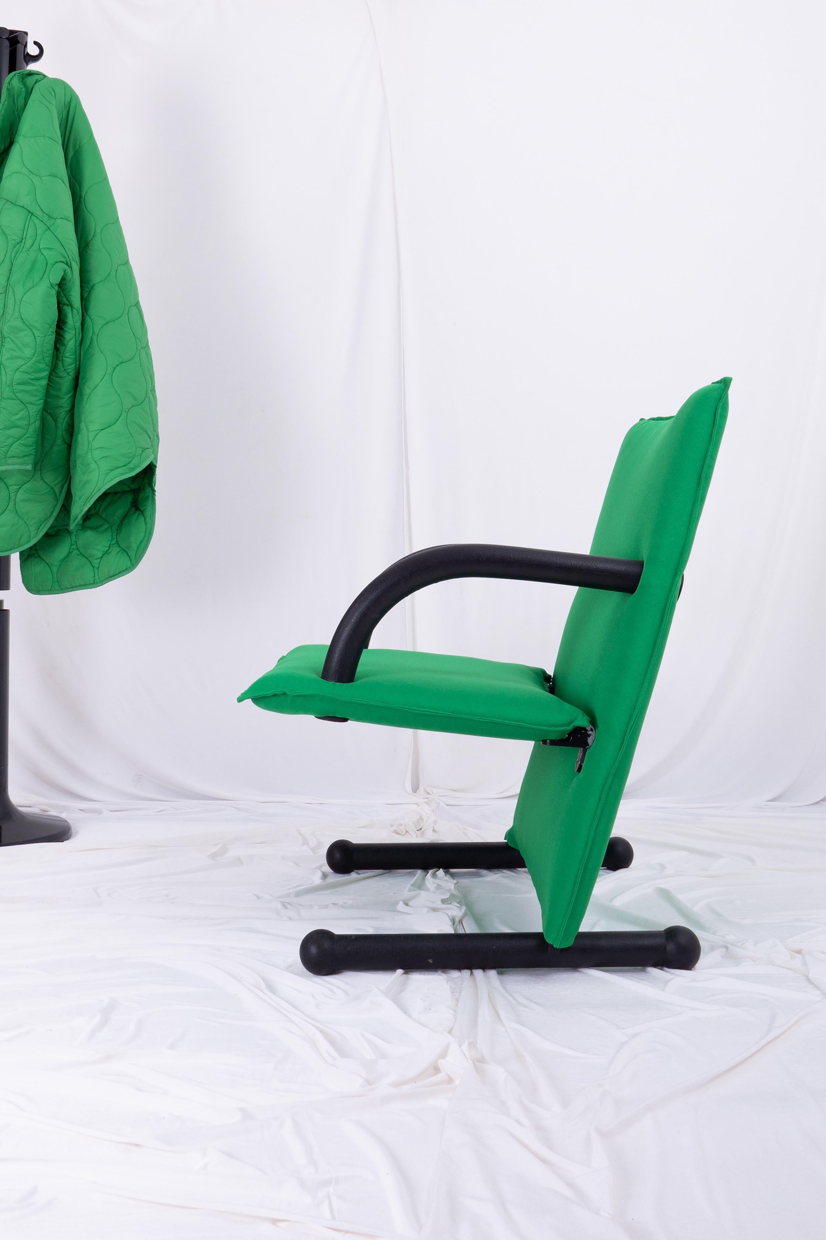 We’re not really into mentioning other brands on this site but this original T-Line chair is giving us the strongest United Colours of Benetton vibe (circa 1997). We sound surprised but we shouldn’t be — we chose to re-upholster it that way.

And