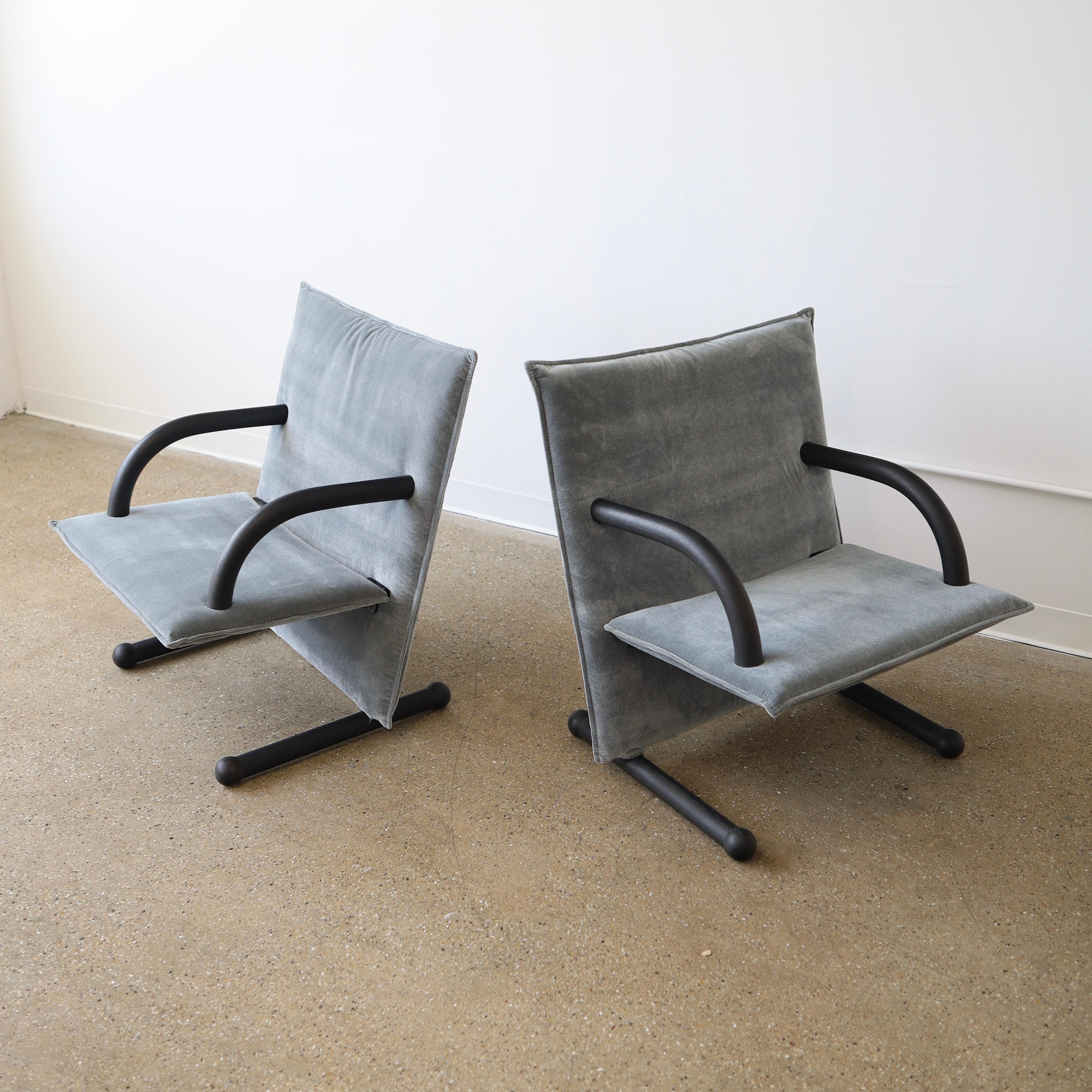 for Arflex c. 1980s, fully restored with new fabric and foam - excellent condition 

