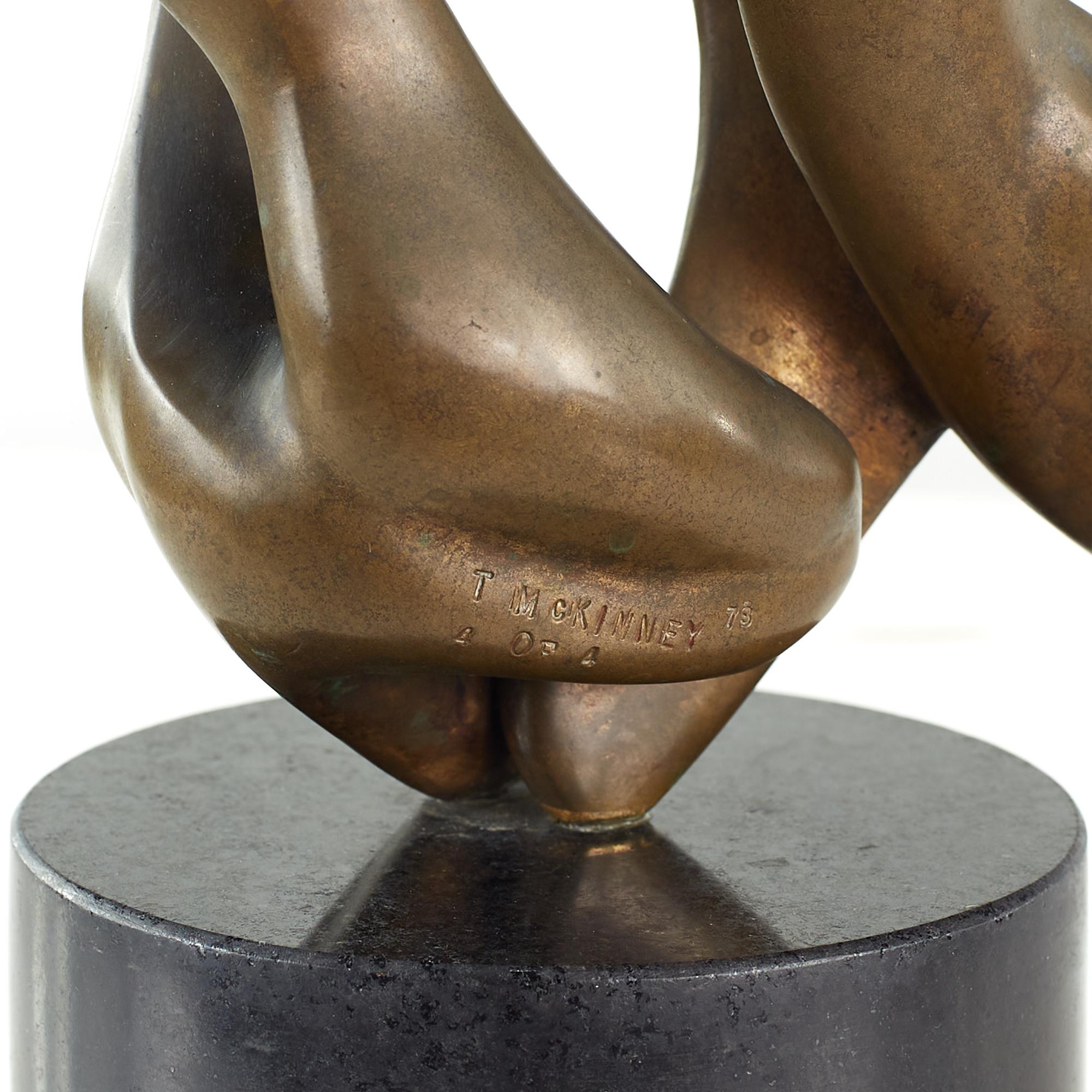 T McKinney Mid-Century 1973 Bronze Abstract Figures Sculpture Black Marble Base For Sale 3