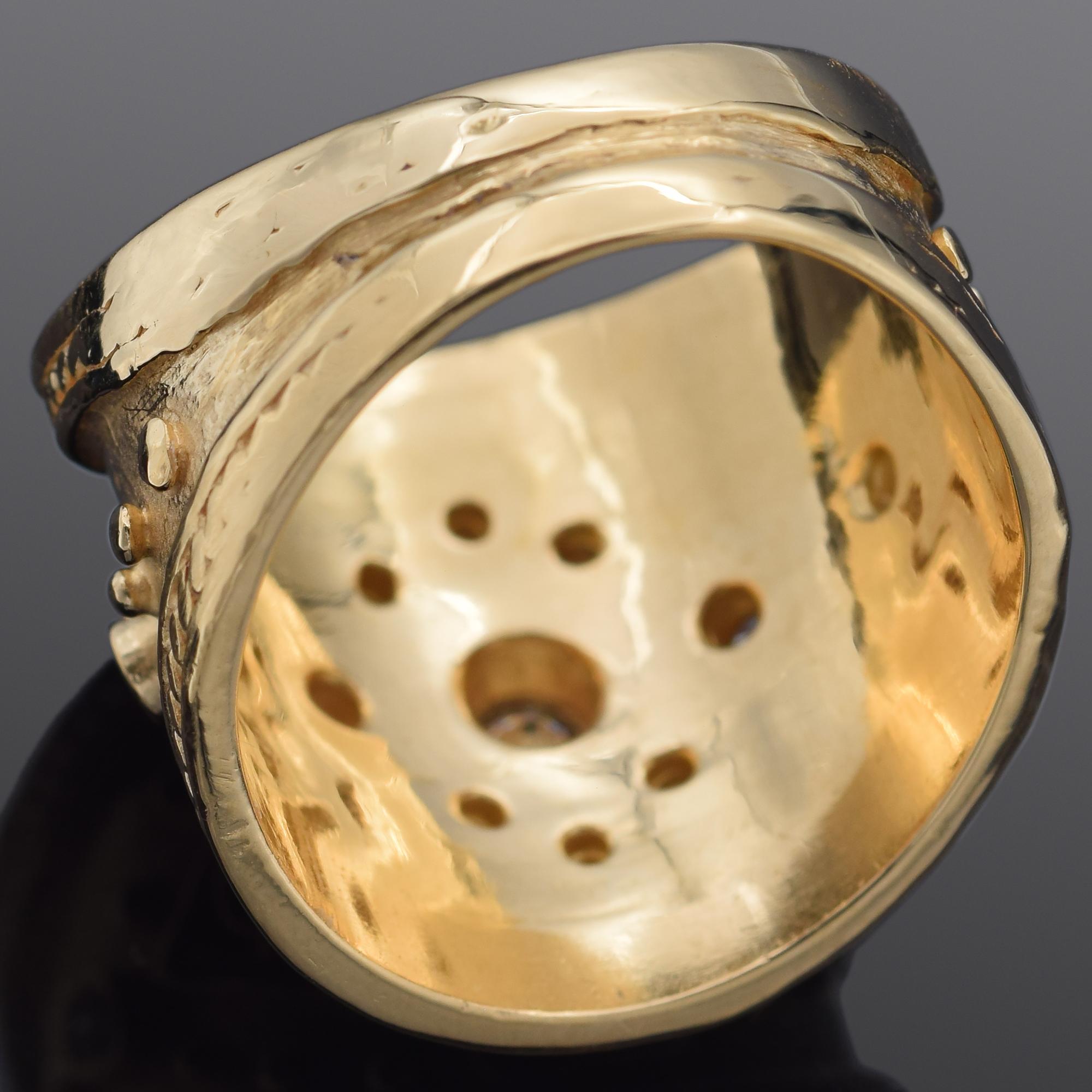 T-R Signiert 0,38 TCW Diamant Gelbgold breiter Bandring Größe 7,25 im Zustand „Gut“ in New York, NY
