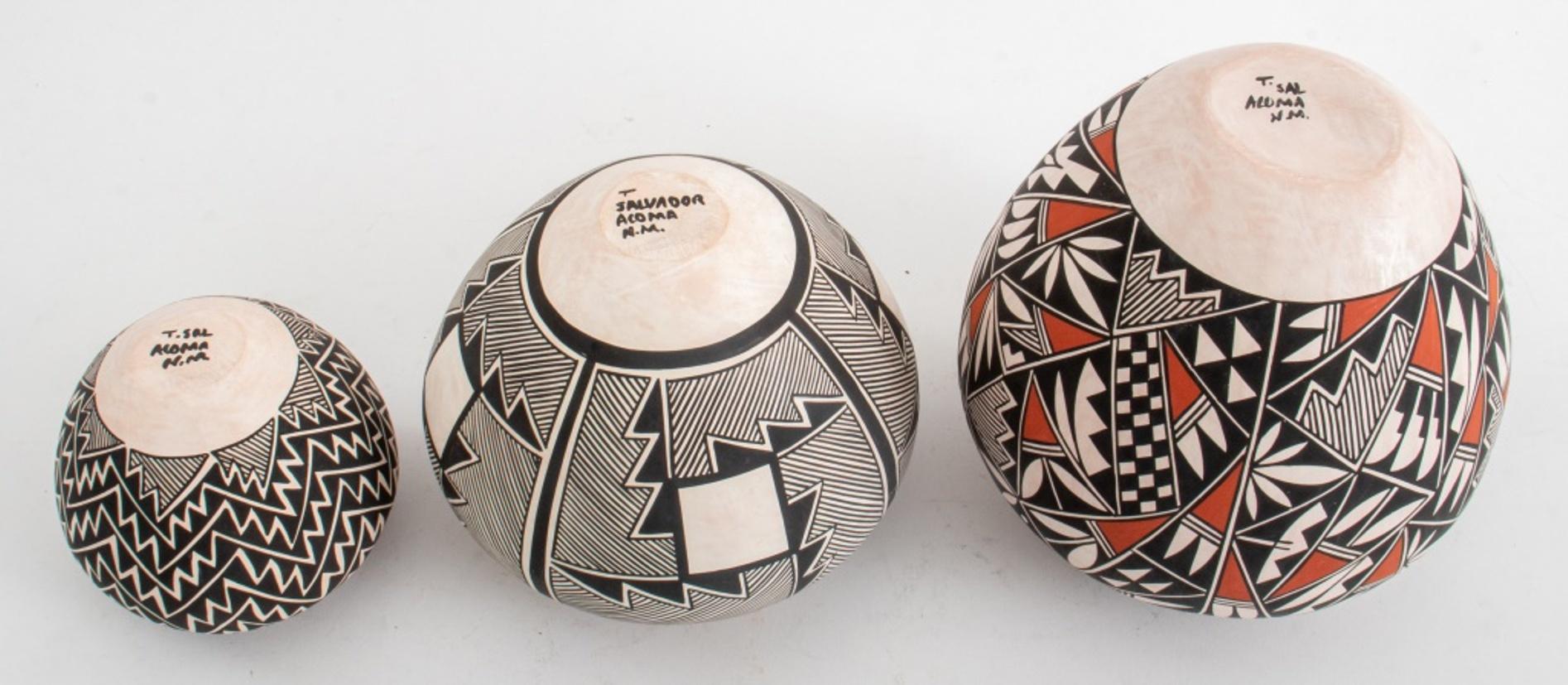 Pottery T. Sal Group of Acoma Seed Pots, Set of 3