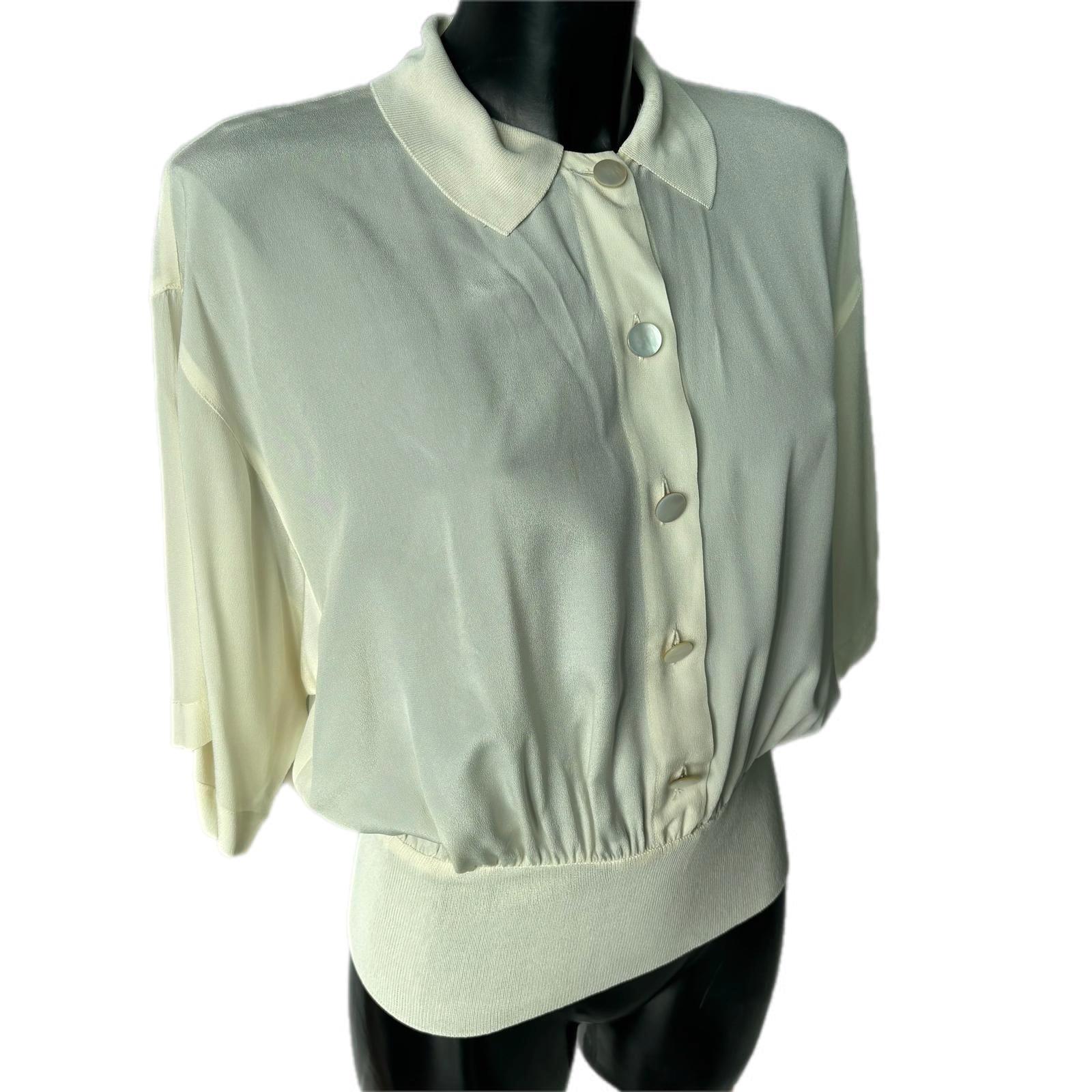 Genny 80s camiseta en excelentes condiciones en Excelente estado para la venta en Basaluzzo, IT