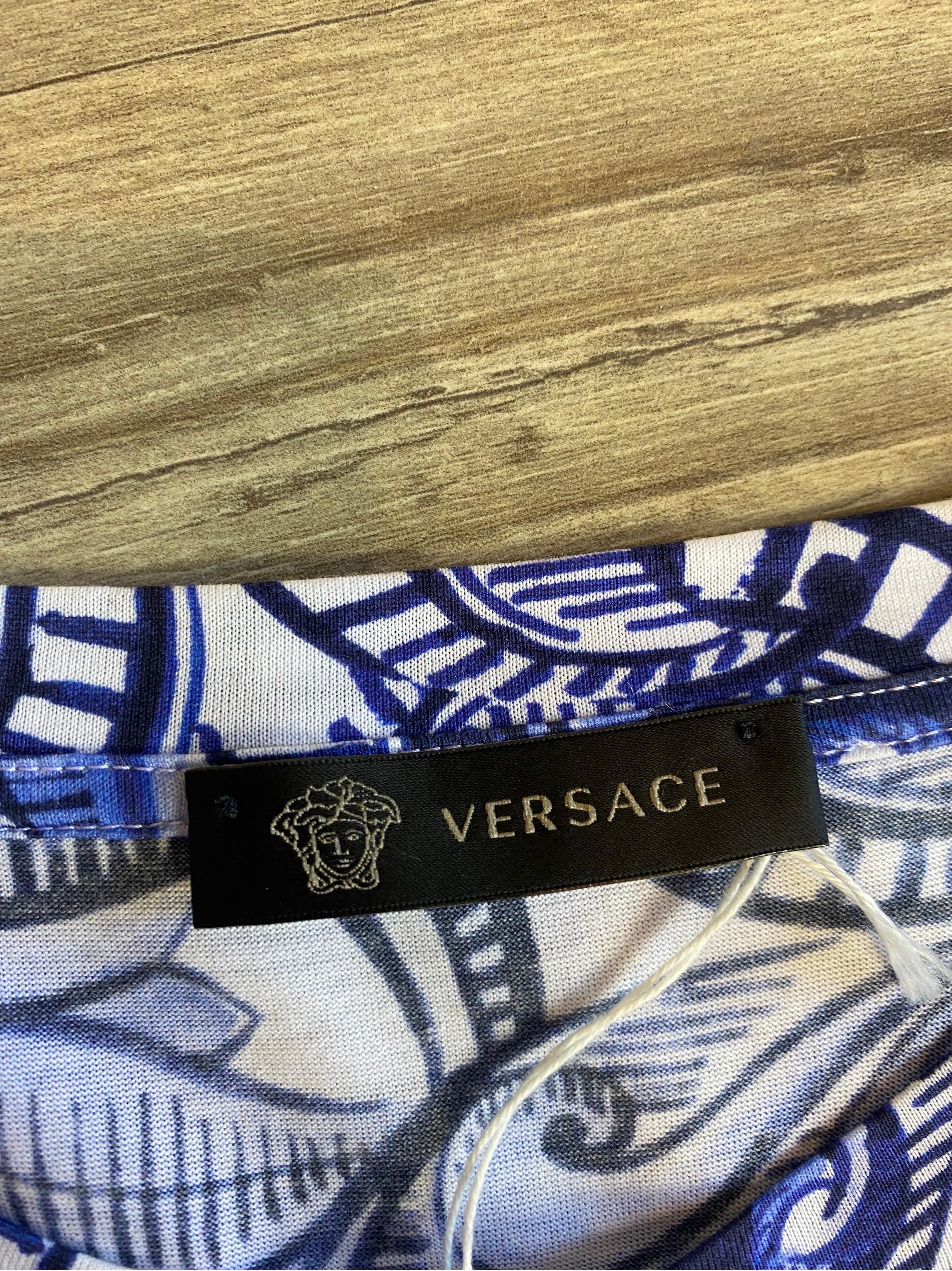 T-shirt Gianni Versace blue For Sale 1