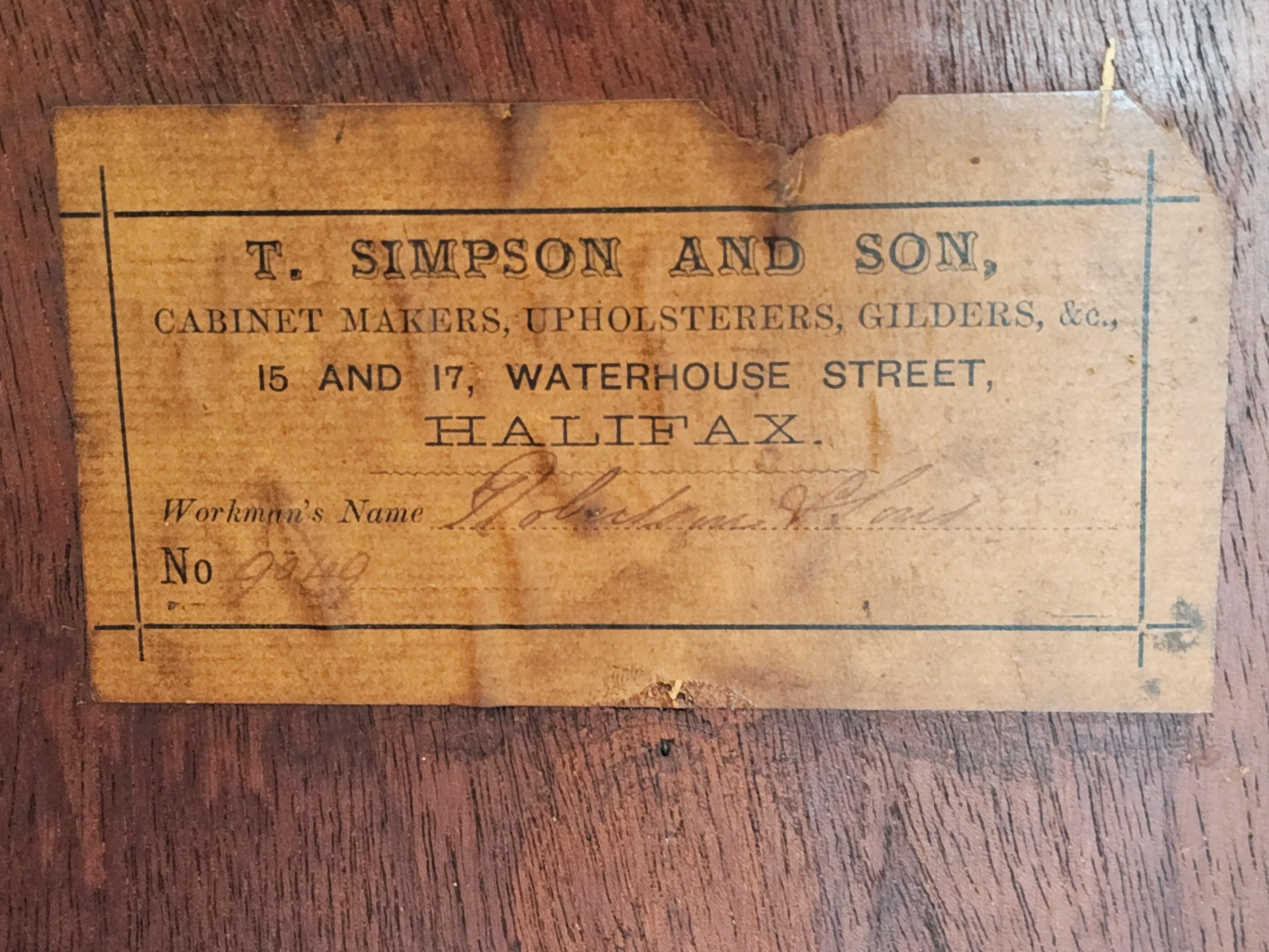 T. Simpson & Son English Victorian Relief Carved Mahogany Tilt-top Table en vente 10