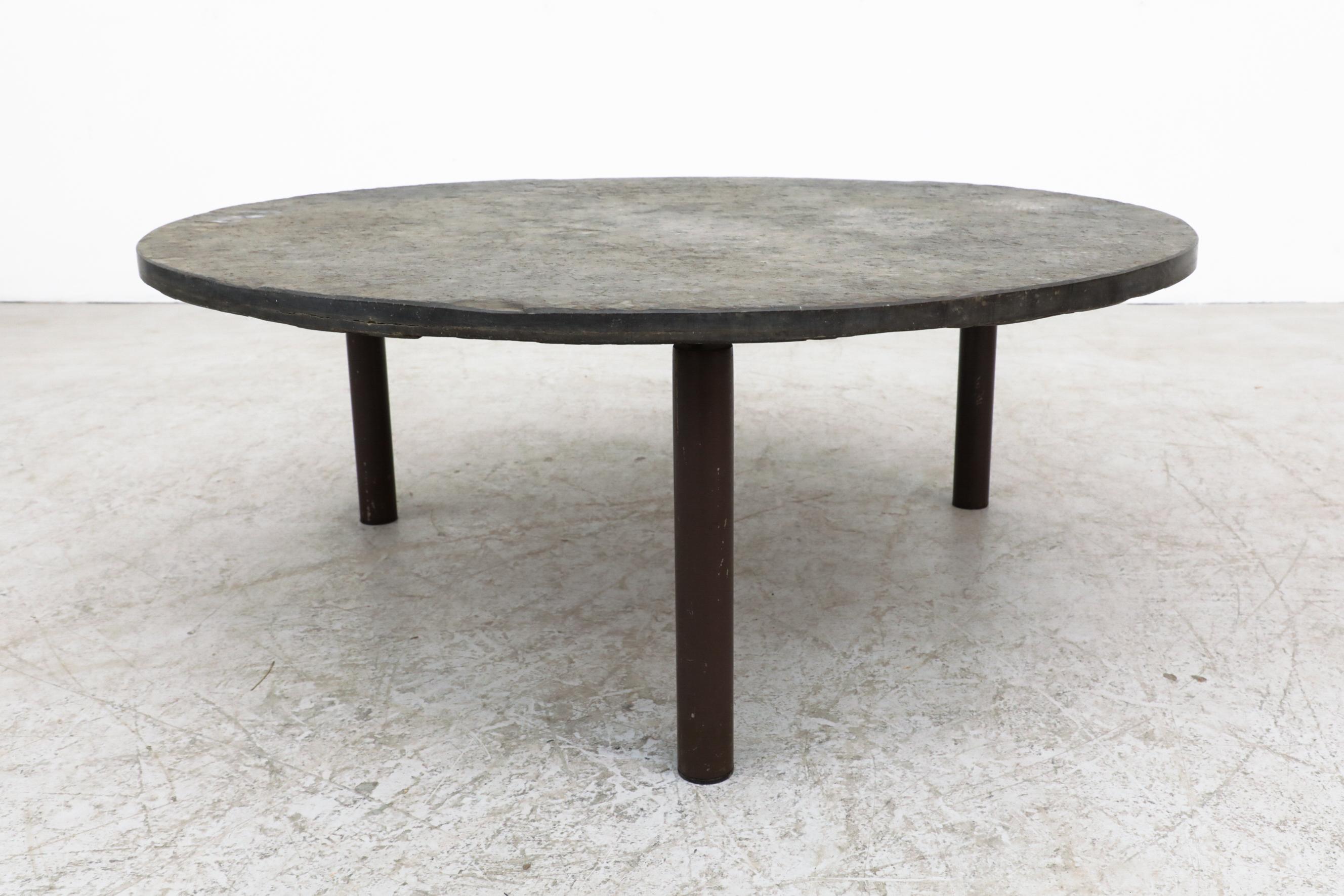 't Spectrum Round Stone Brutalist Coffee Table In Good Condition In Los Angeles, CA