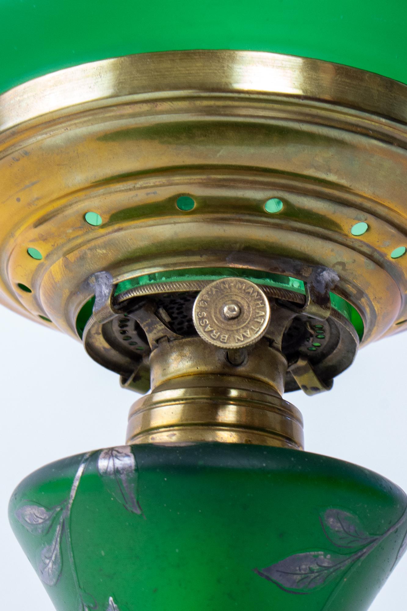 Art Nouveau T114 19th Century Green Art Glass Oil Lamp For Sale