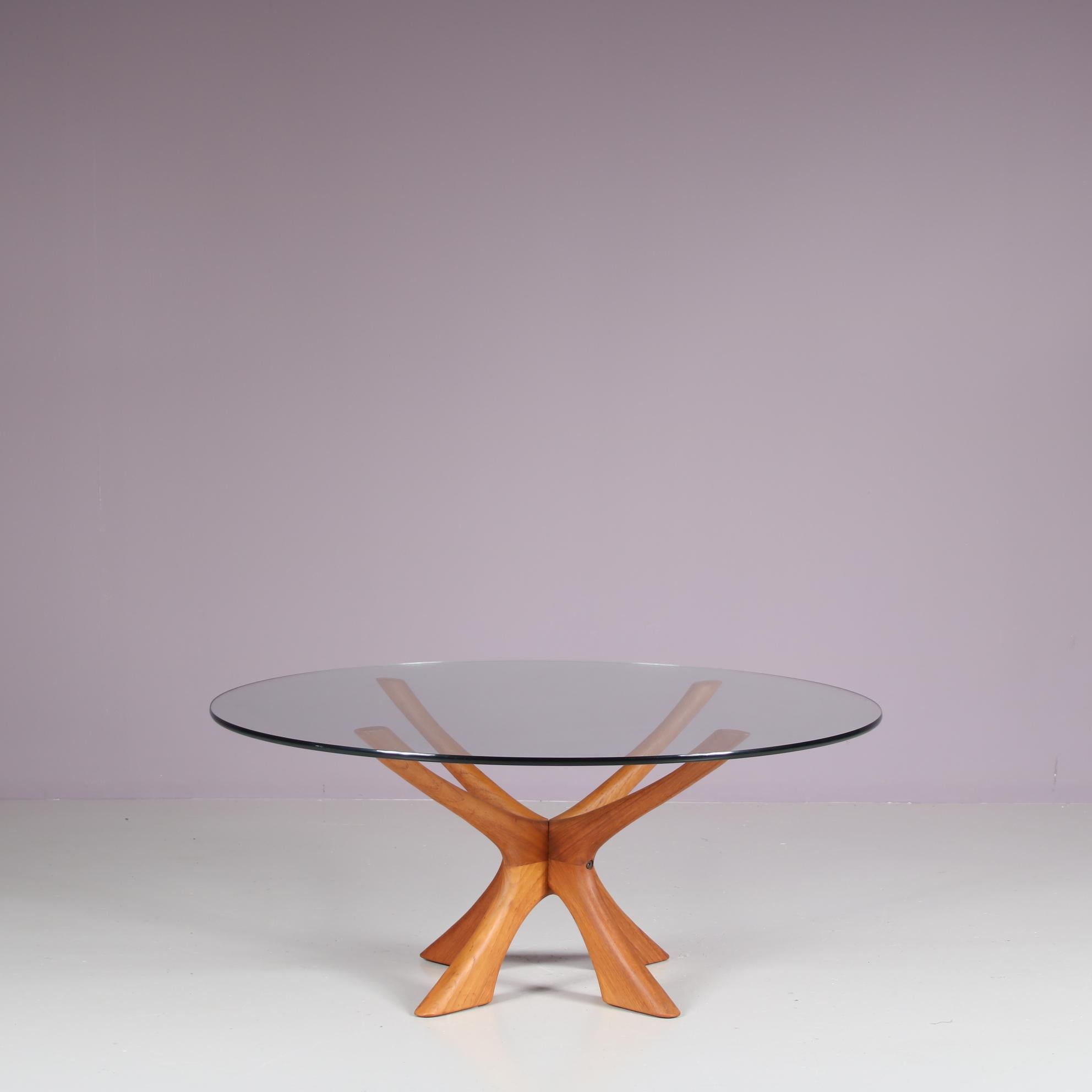 A 1960s Coffee table, model “T118,” designed by Illum Wikkelso and manufactured by Niels Eilersen in Denmark.

This stunning coffee table showcases the impeccable craftsmanship and timeless design aesthetics that Danish furniture is renowned for.