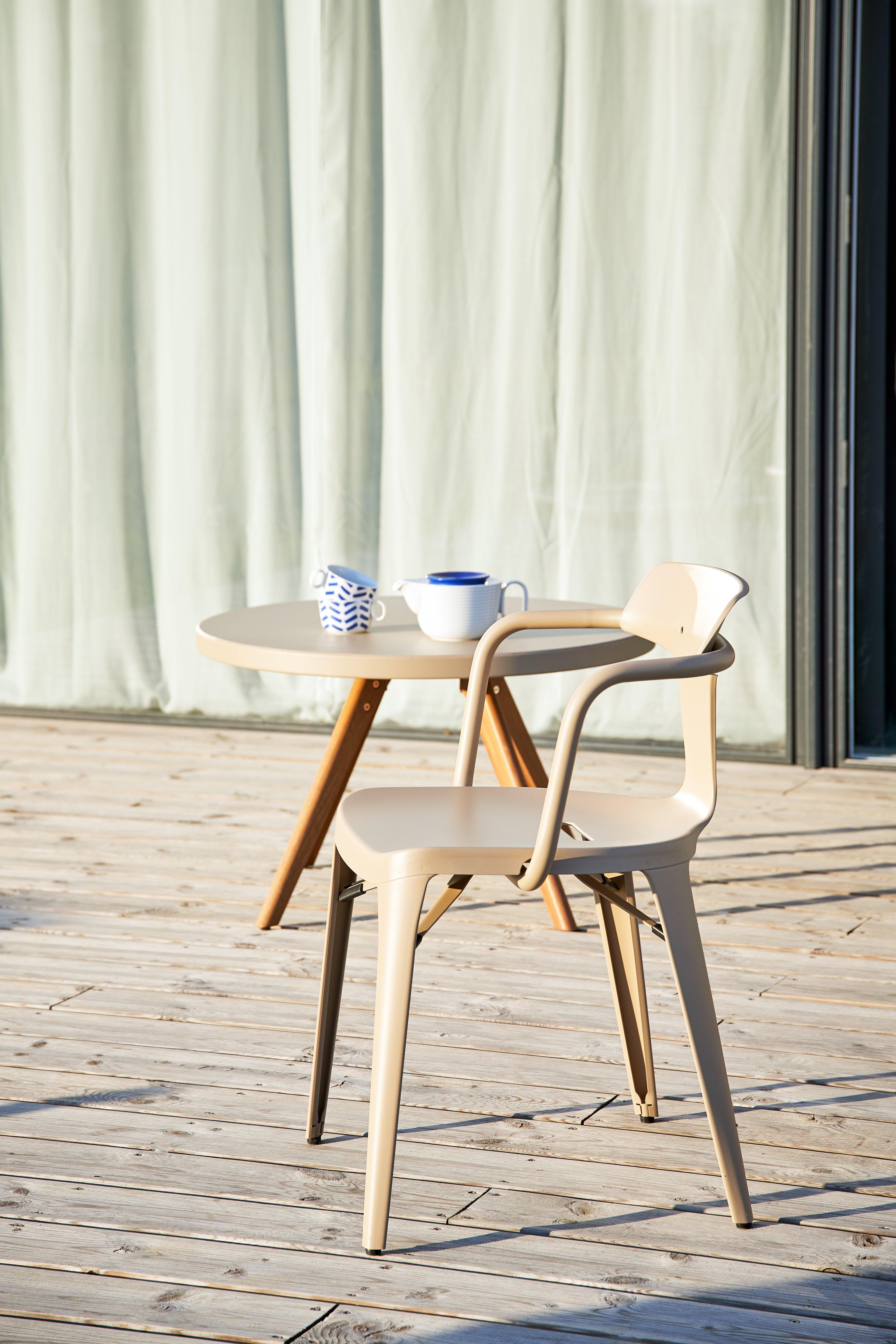 T14 Chair in Essential Colors by Patrick Norguet and Tolix In New Condition For Sale In Autun, FR