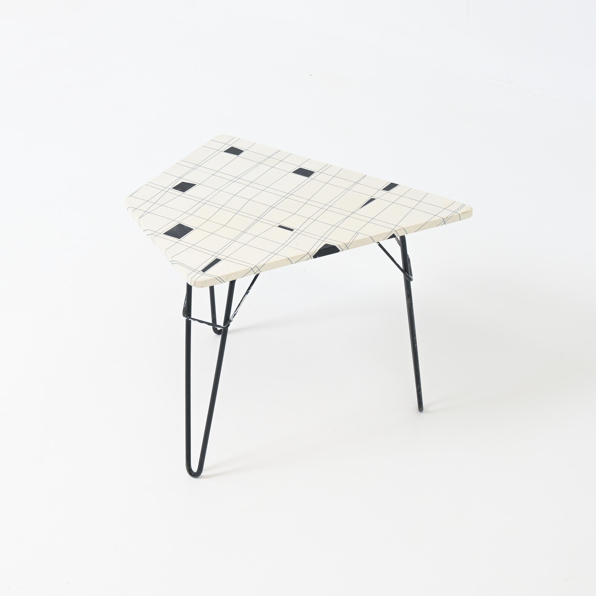 Mid-Century Modern Table d'appoint Tangram T2 de Willy Van Der Meeren pour Tubax, 1954 en vente