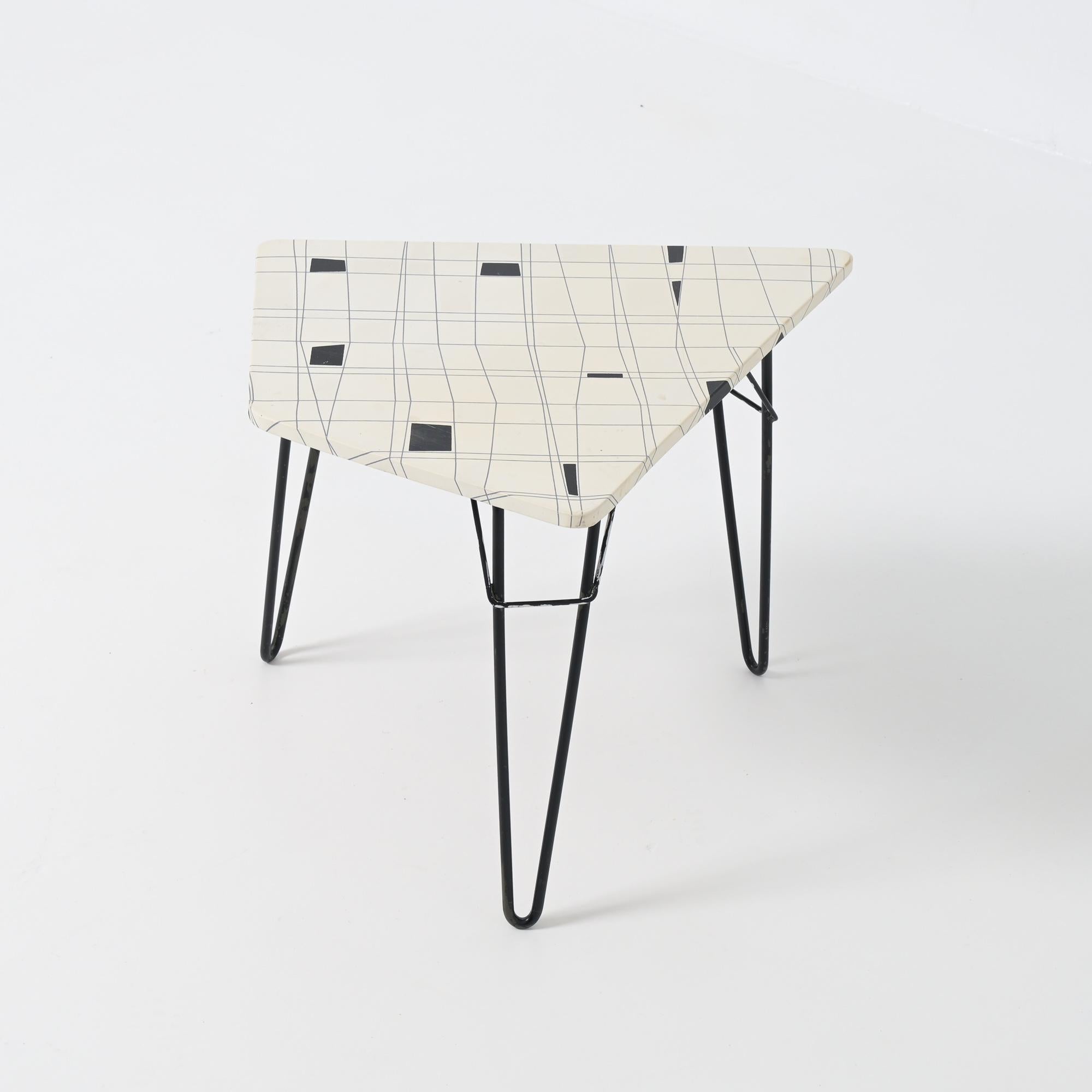 Belge Table d'appoint Tangram T2 de Willy Van Der Meeren pour Tubax, 1954 en vente