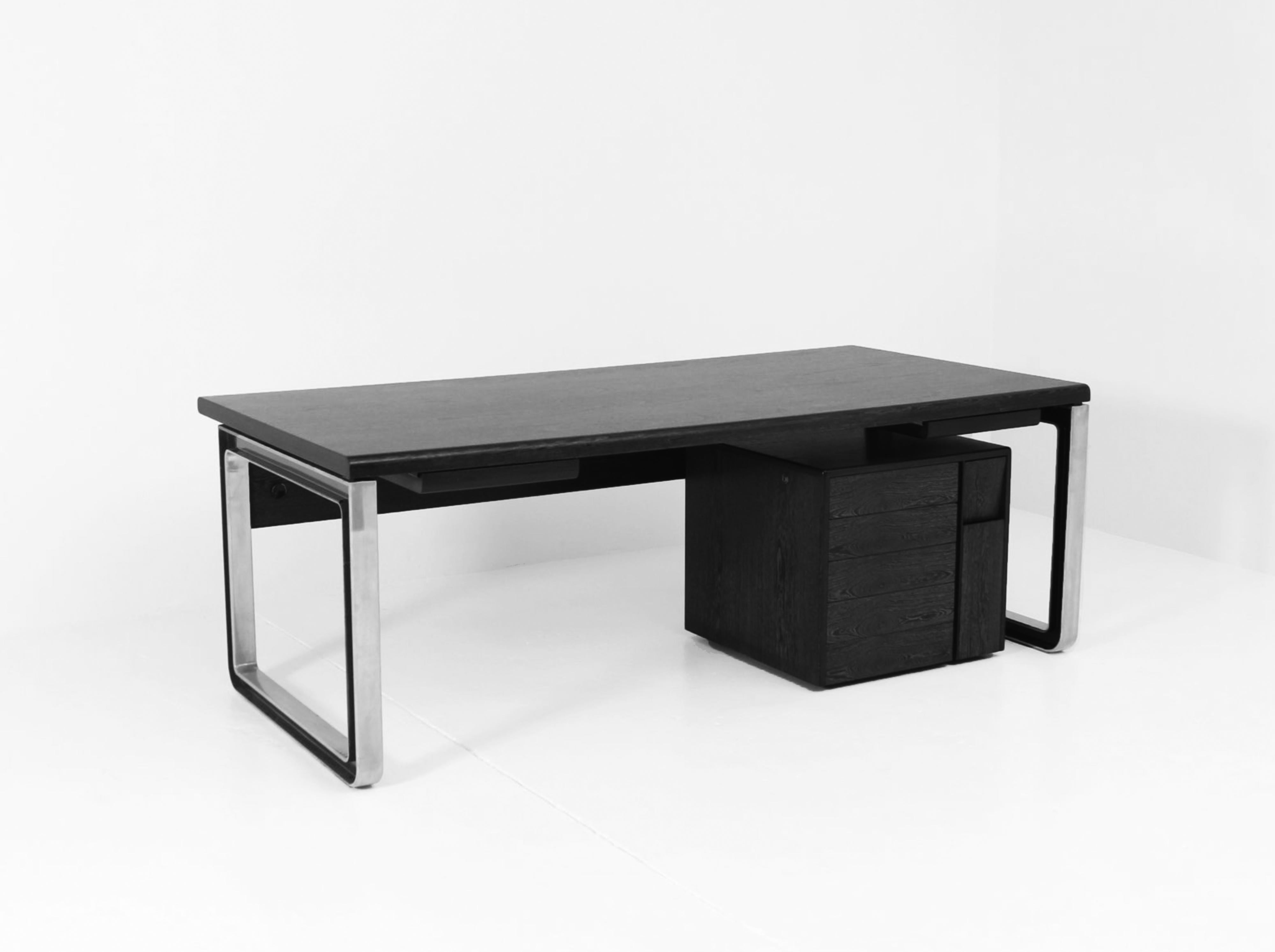 T333 Desk by Eugenio Gerli and Osvaldo Borsani for Tecno, Italy 1970s In Good Condition In Roma, IT