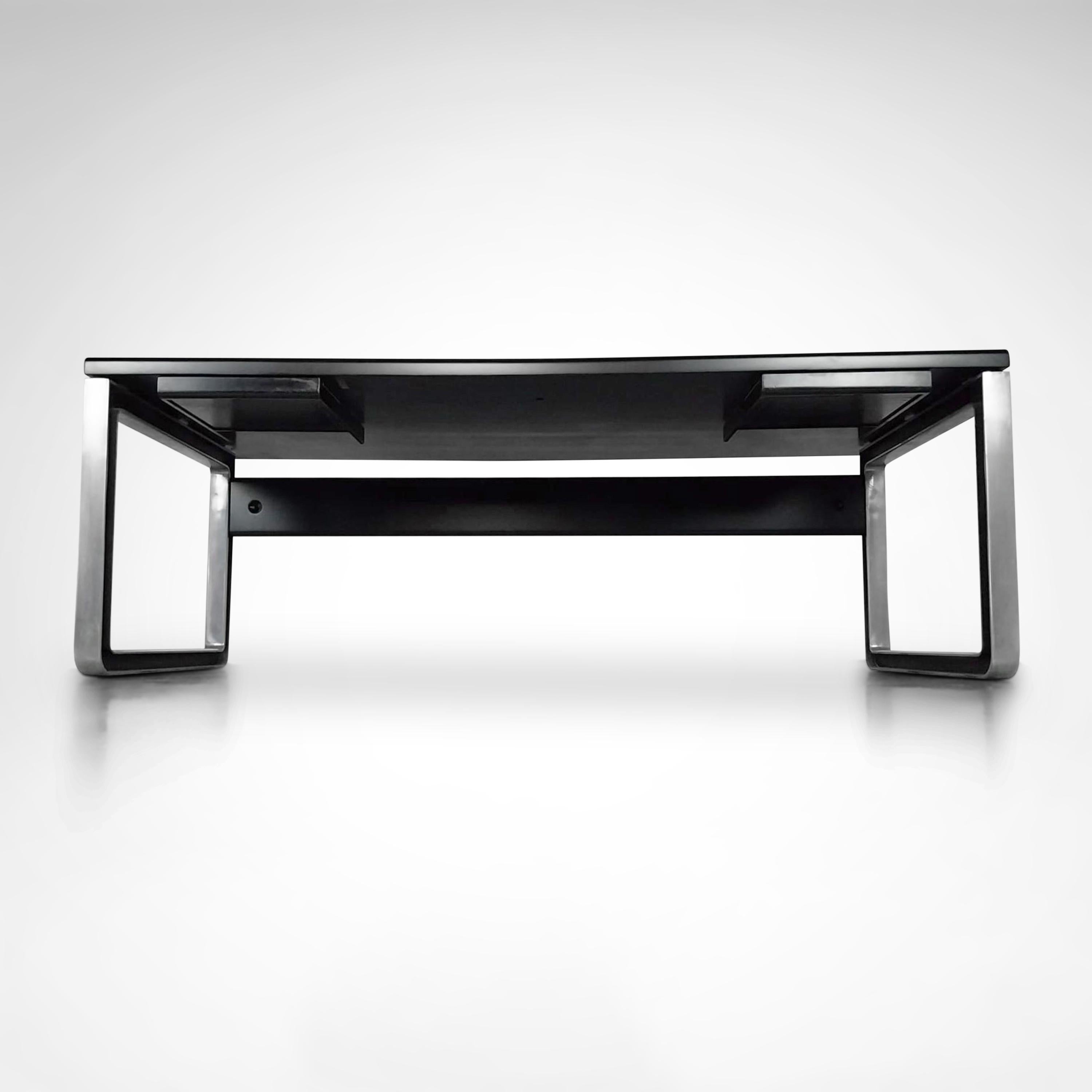 Late 20th Century T333 Desk by Eugenio Gerli and Osvaldo Borsani for Tecno Italy 1970s