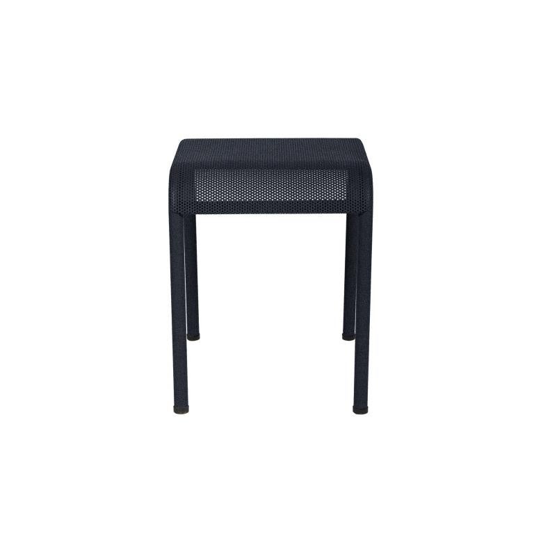 The new perforated stainless steel or steel T37 stool is the little brother of the perforated stainless steel T37 chair. It takes its elegance and its light appearance thanks to the use of a perforated steel for the seat. In stainless steel version,