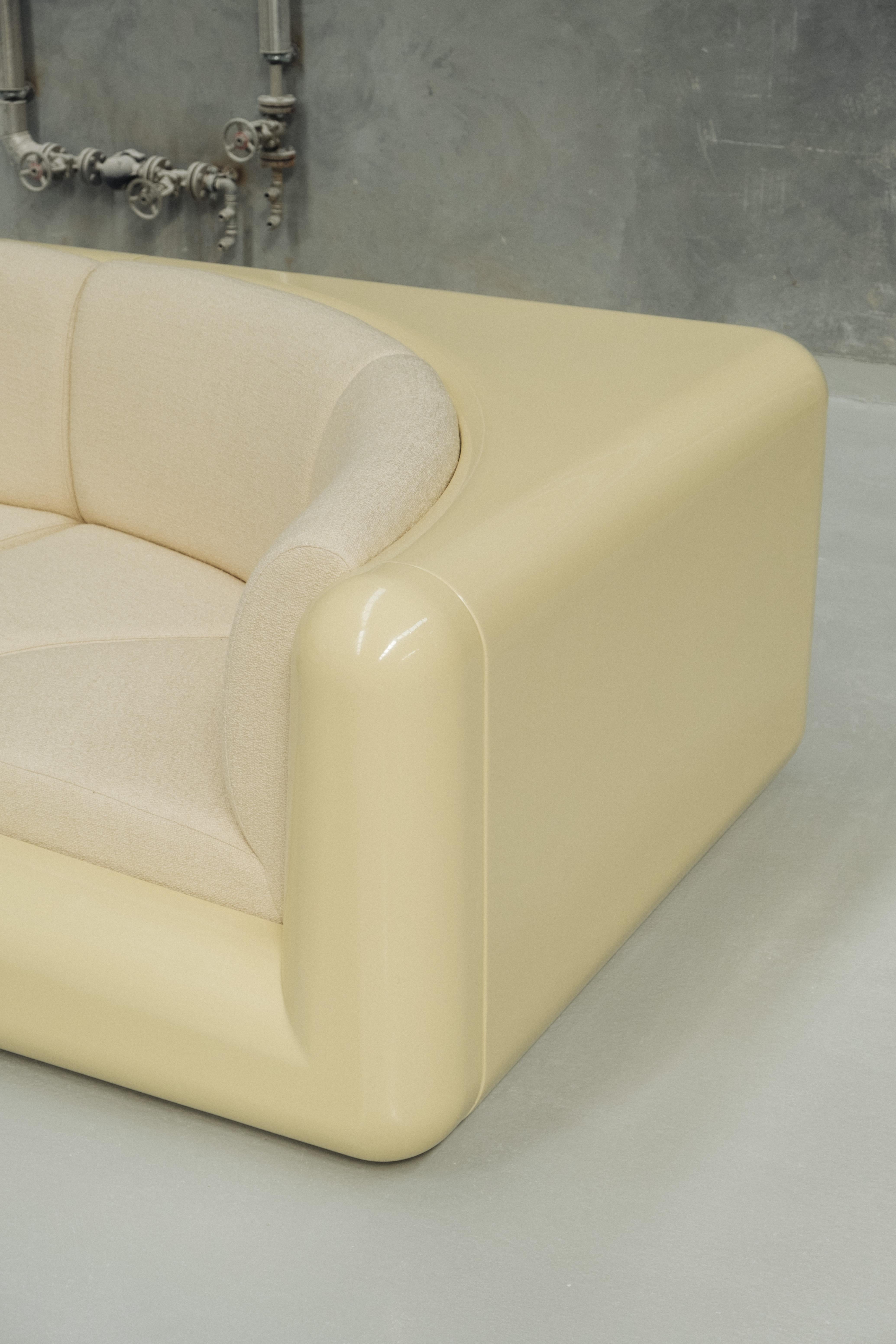 Fiberglass T4 Right Sided Corner Sofa in Cream Soda For Sale