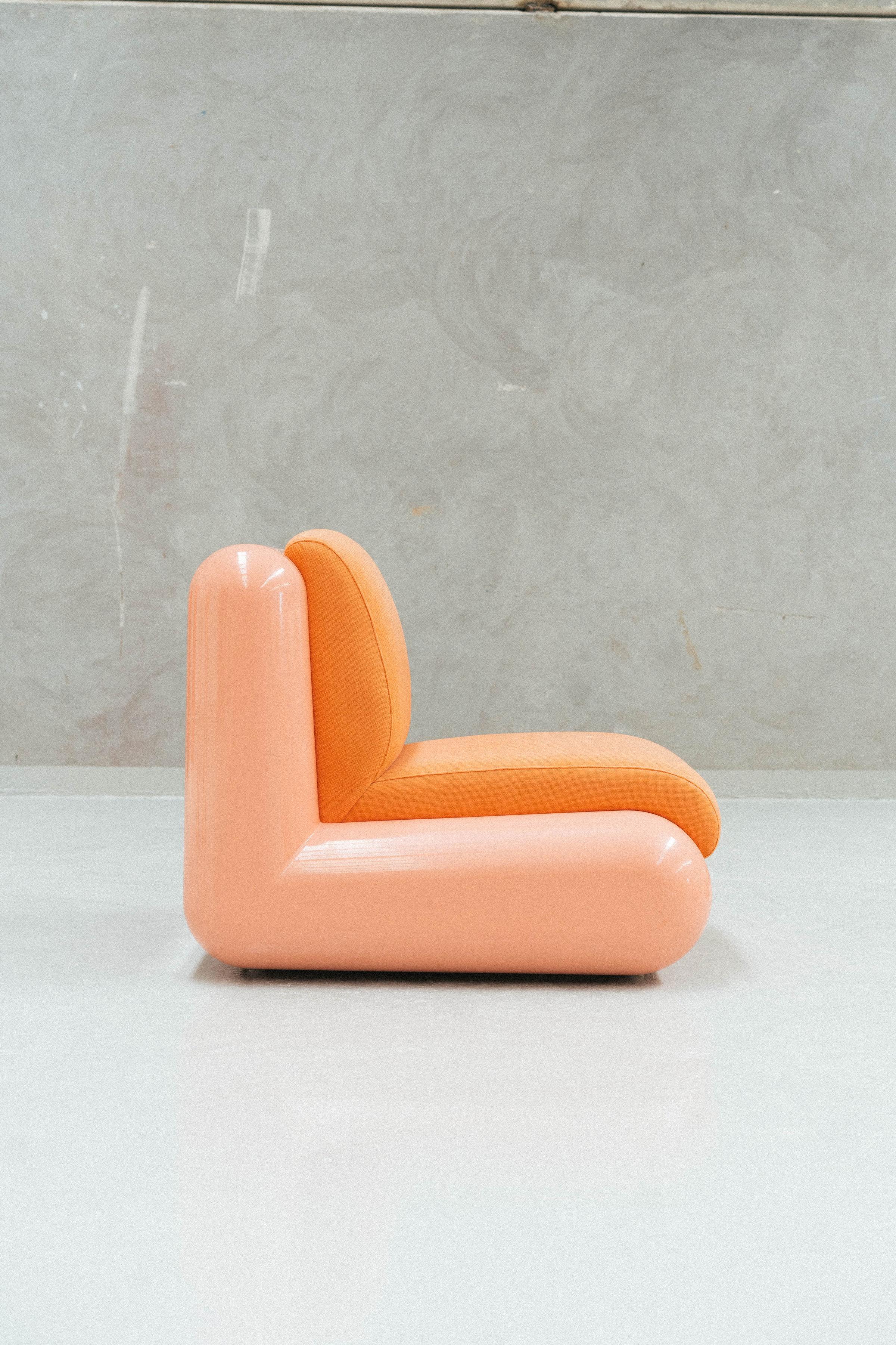 Hand-Crafted T4 Single Seat in Blush Pink For Sale