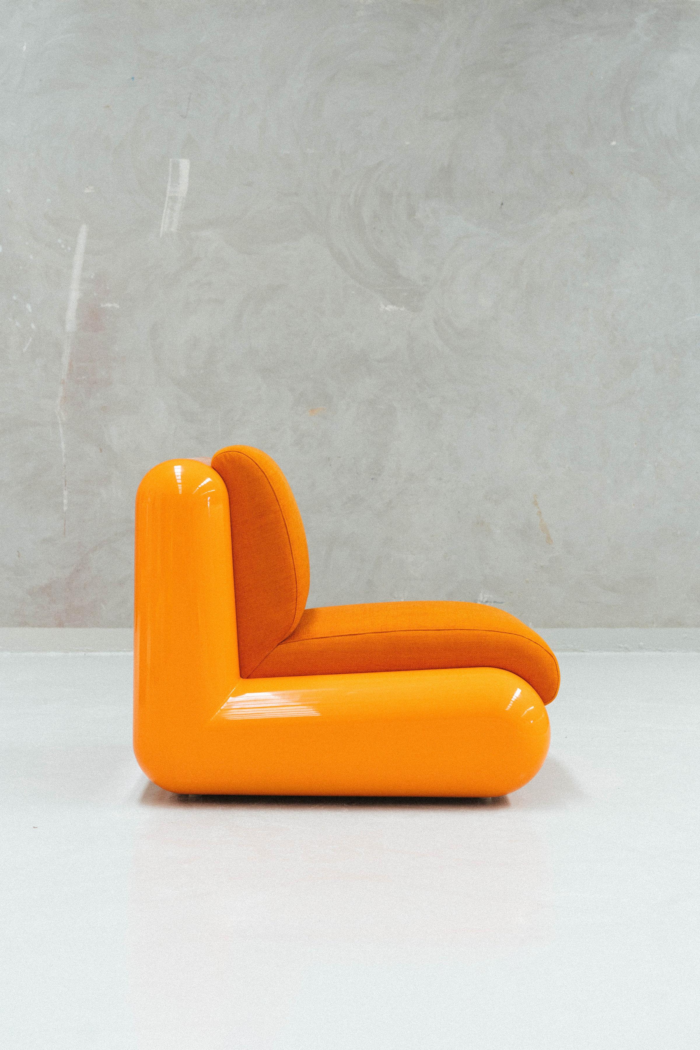 Hand-Crafted T4 Single Seat in Overground Orange For Sale
