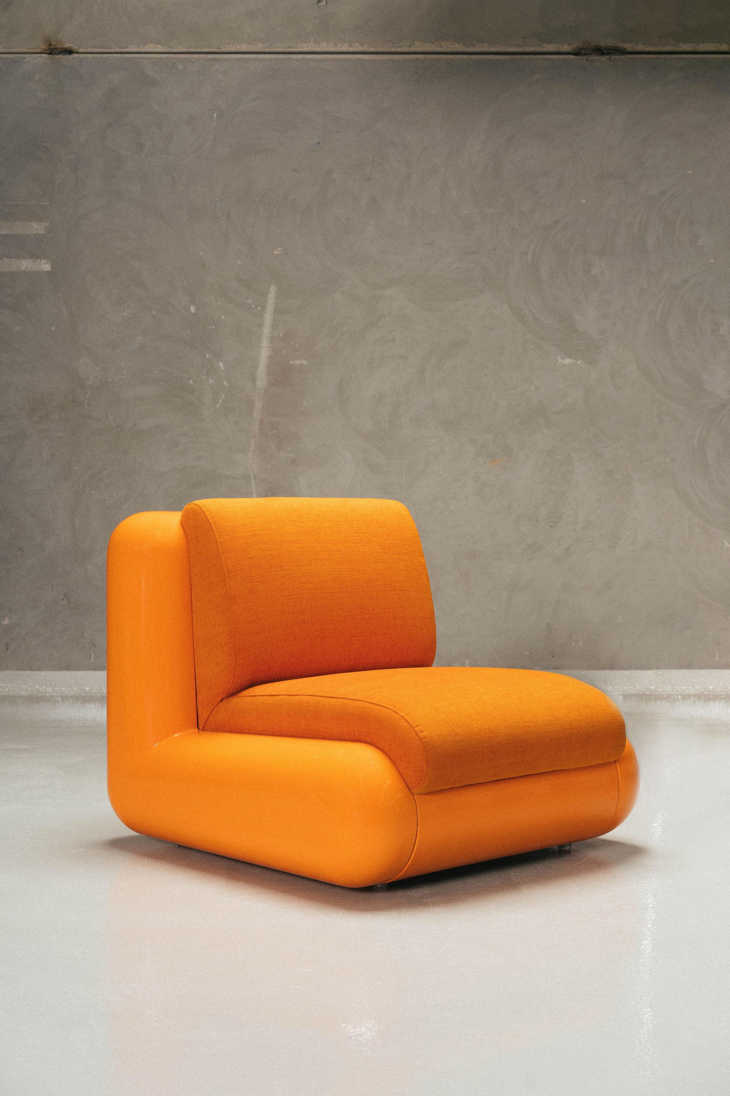 Contemporary T4 Single Seat in Overground Orange For Sale