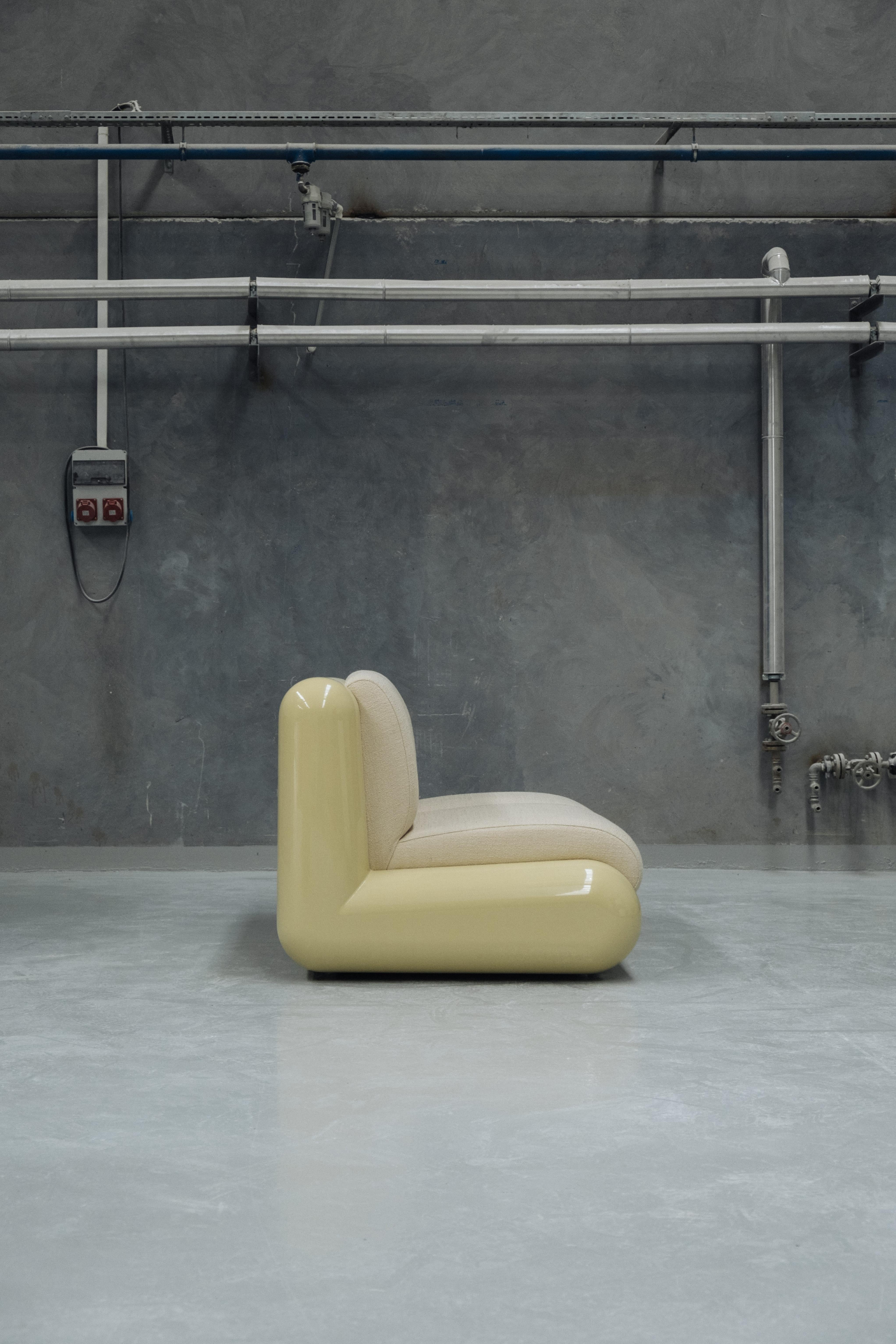 Turkish T4 Two-Seater Sofa in Cream Soda with Bouclé For Sale