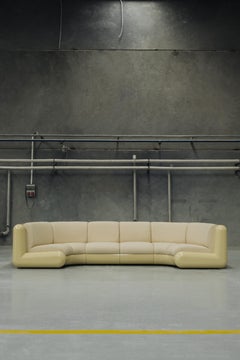 T4 U Sofa in Cream Soda