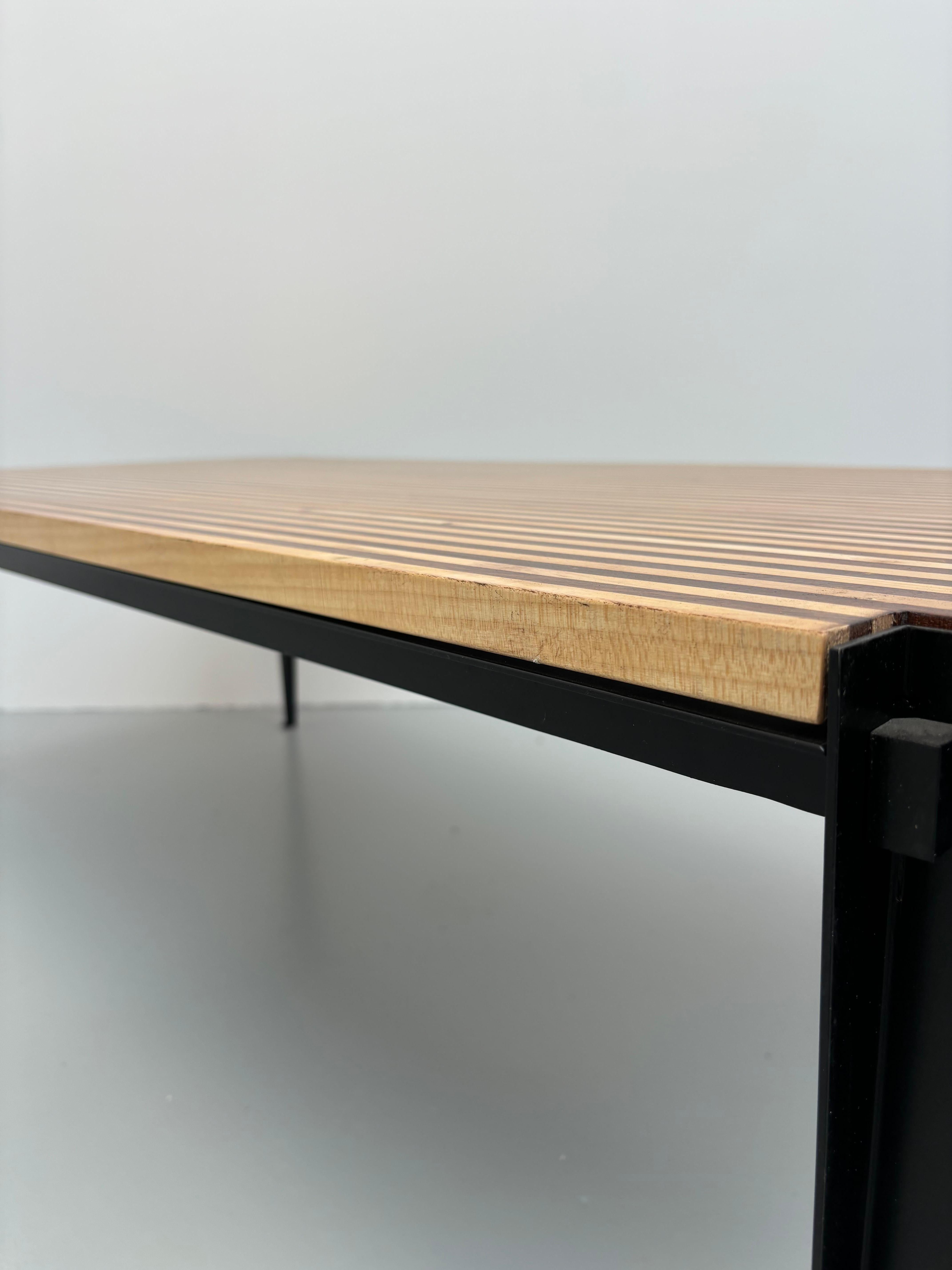 Table basse T61 B d'Osvaldo Borsani en vente 12