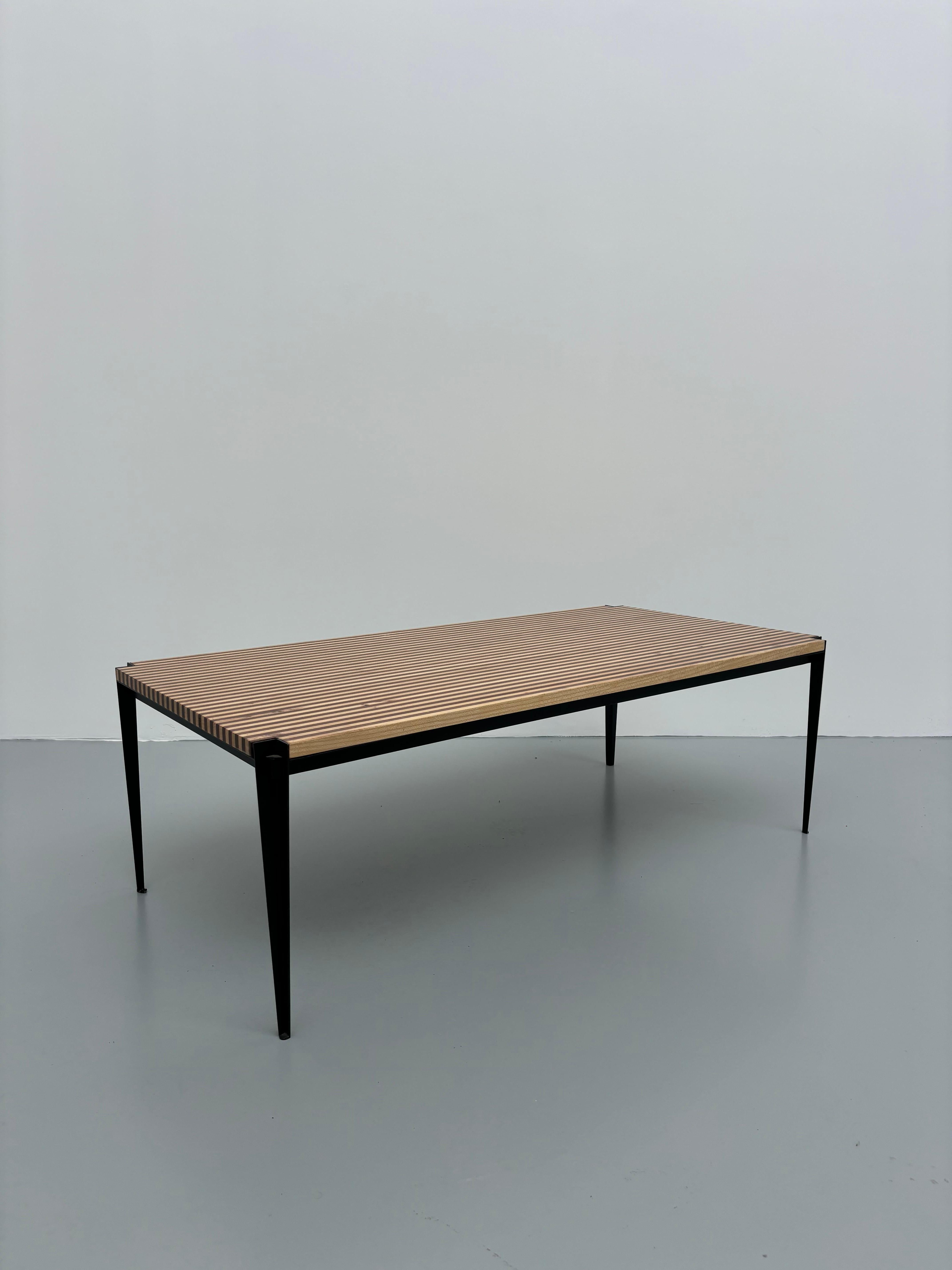 Mid-Century Modern Table basse T61 B d'Osvaldo Borsani en vente