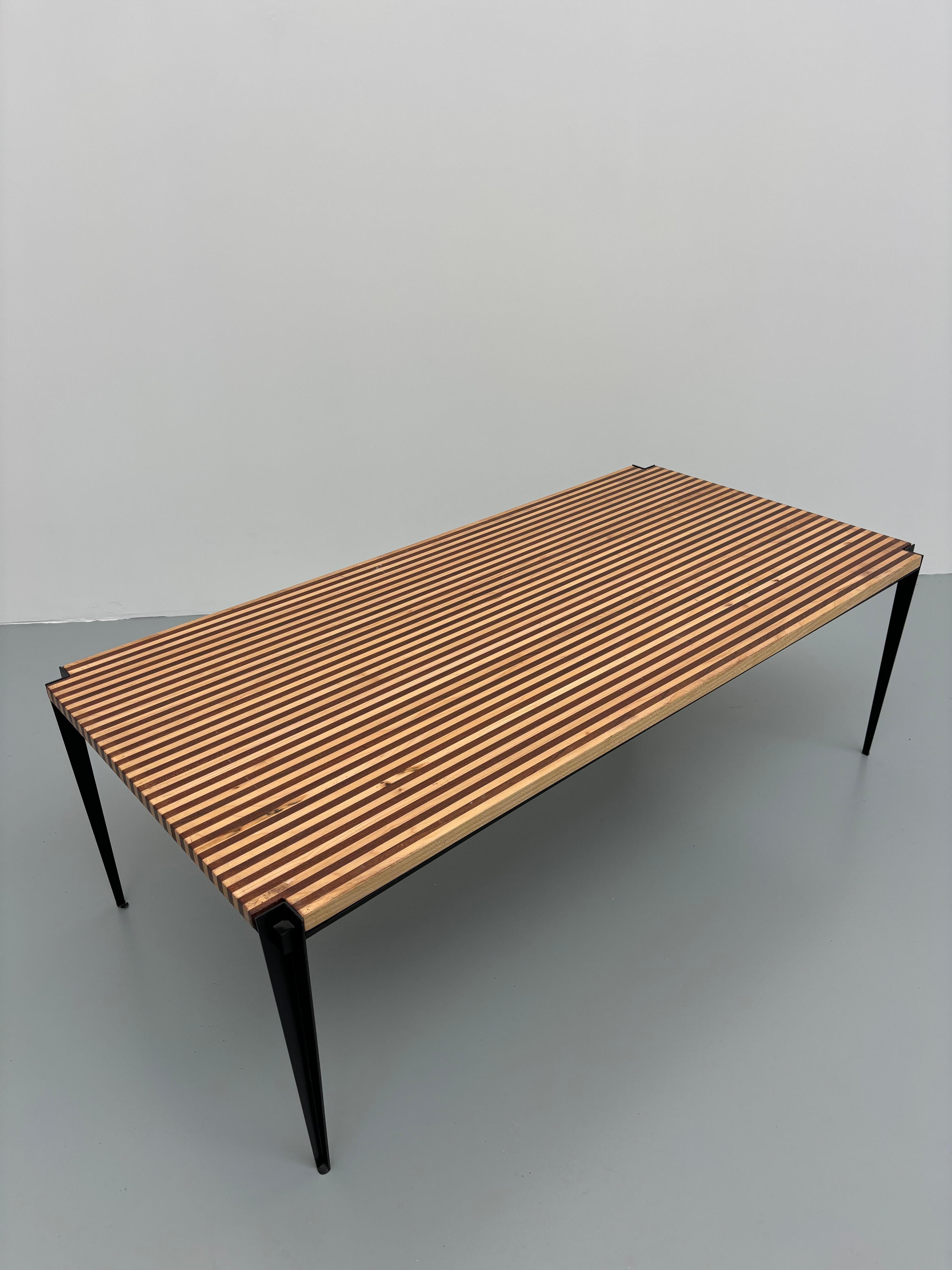 Métal Table basse T61 B d'Osvaldo Borsani en vente