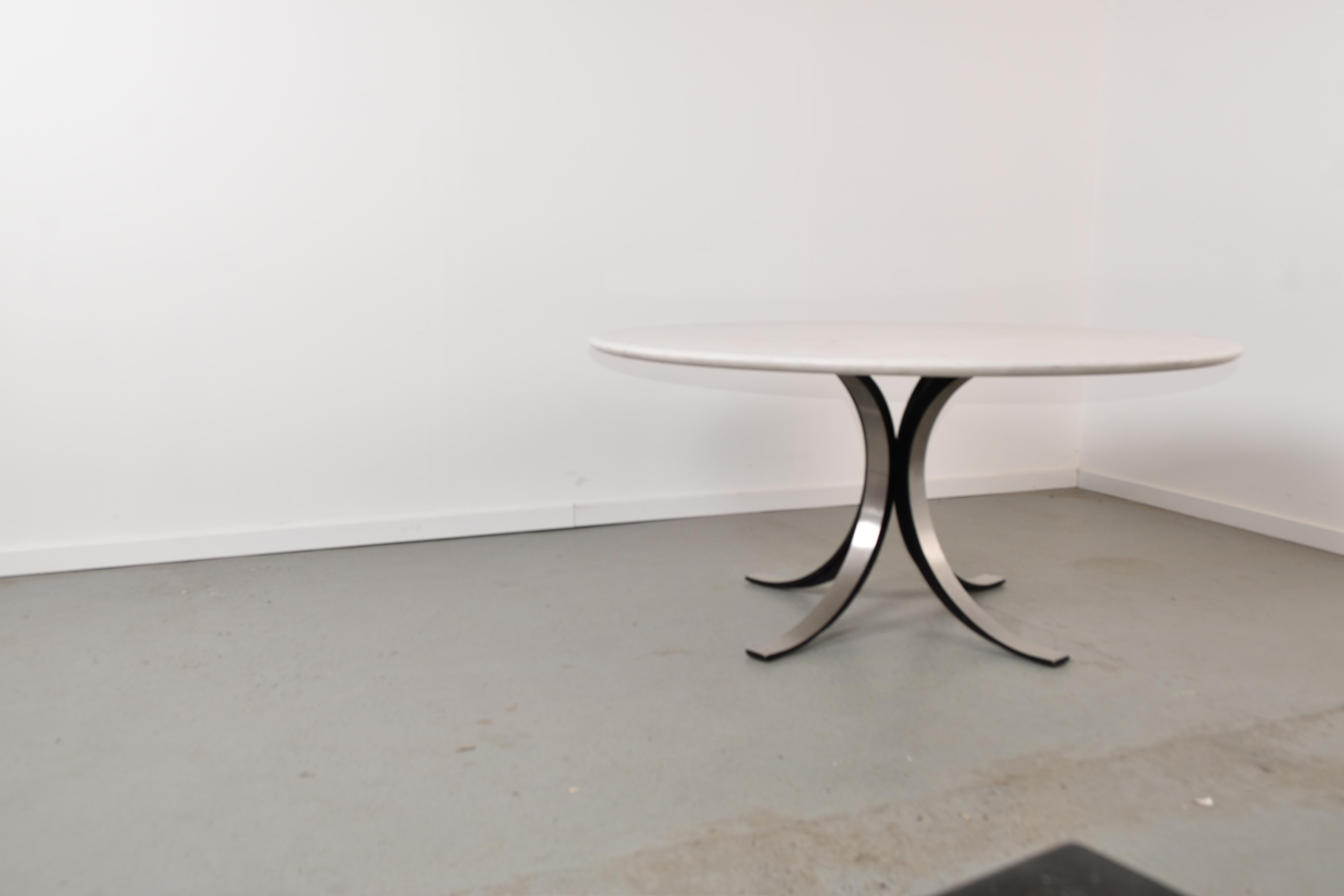 Italian T69 Low dining table by Osvaldo Borsani & Eugenio Gerli for Tecno For Sale