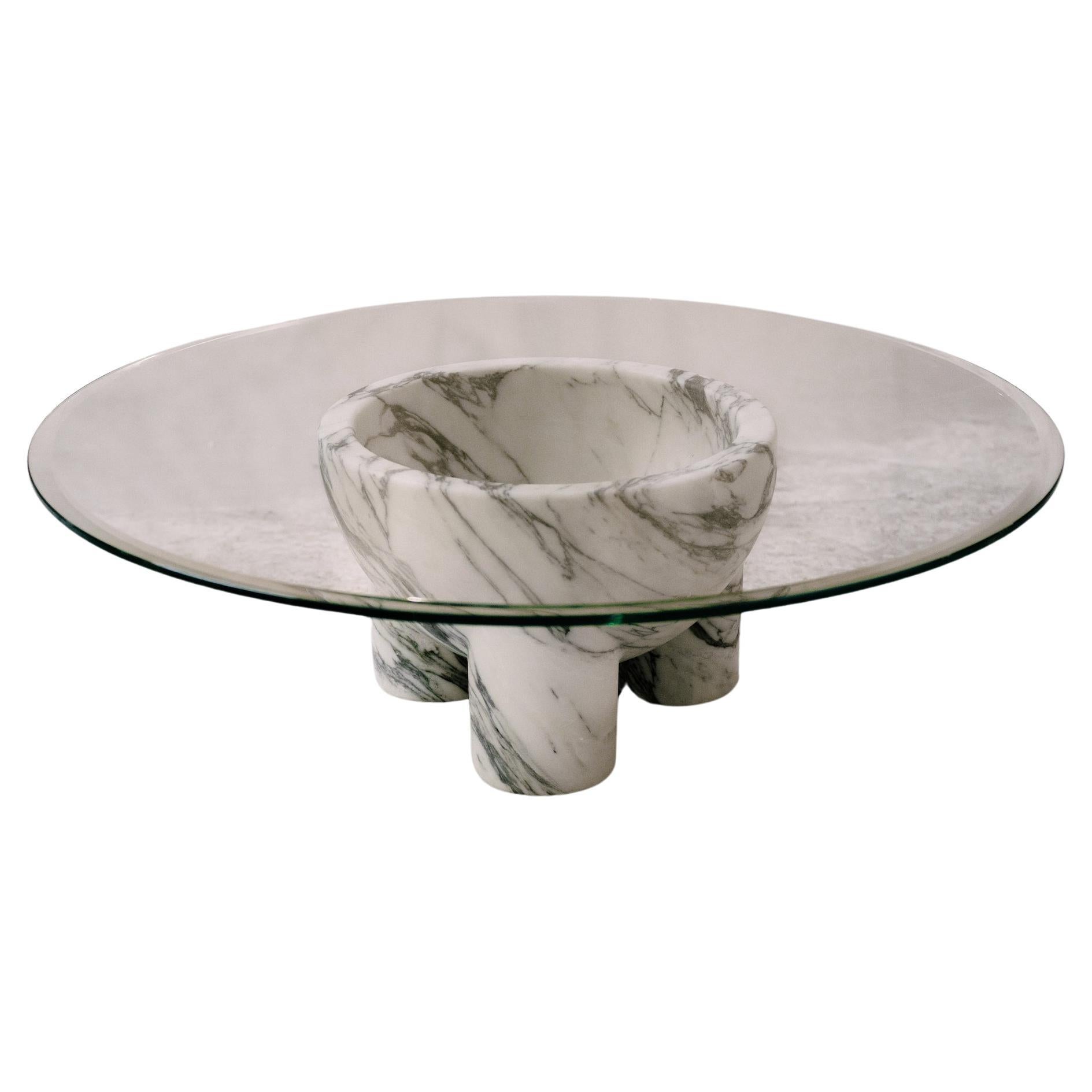 Inspired by coffee traditions and ritual, tAAABle balances form and material to achieve a harmonious, low-profile design rich in character. The table base is available in multiple marbles and can be reversed for two unique table