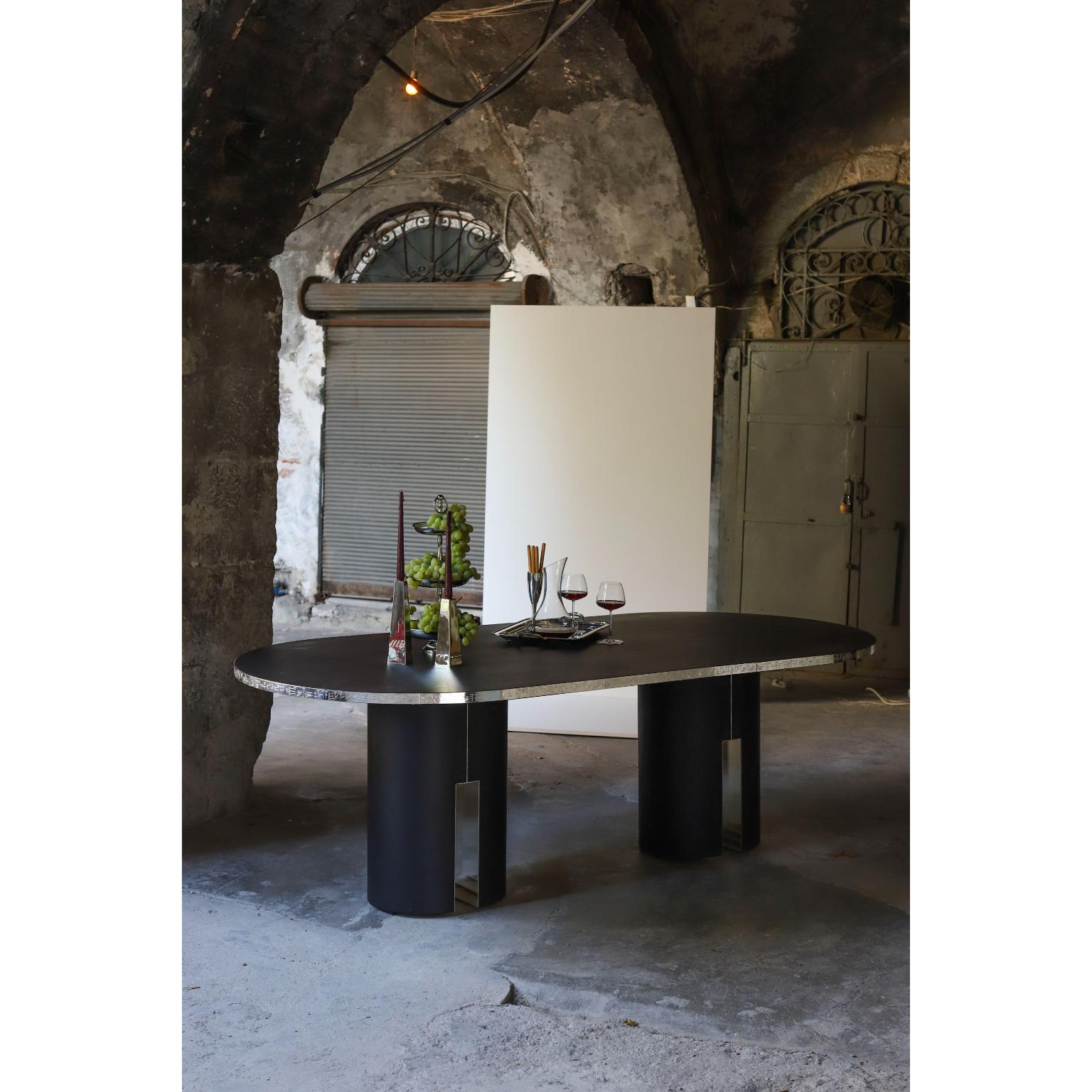 Tabarna Dining Table in Alpi Oak Veneer & Silver-Plated Brass by Marau en Nuevo estado para la venta en Geneve, CH